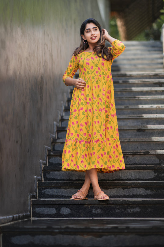 Abstract Tulip Maxi Dress