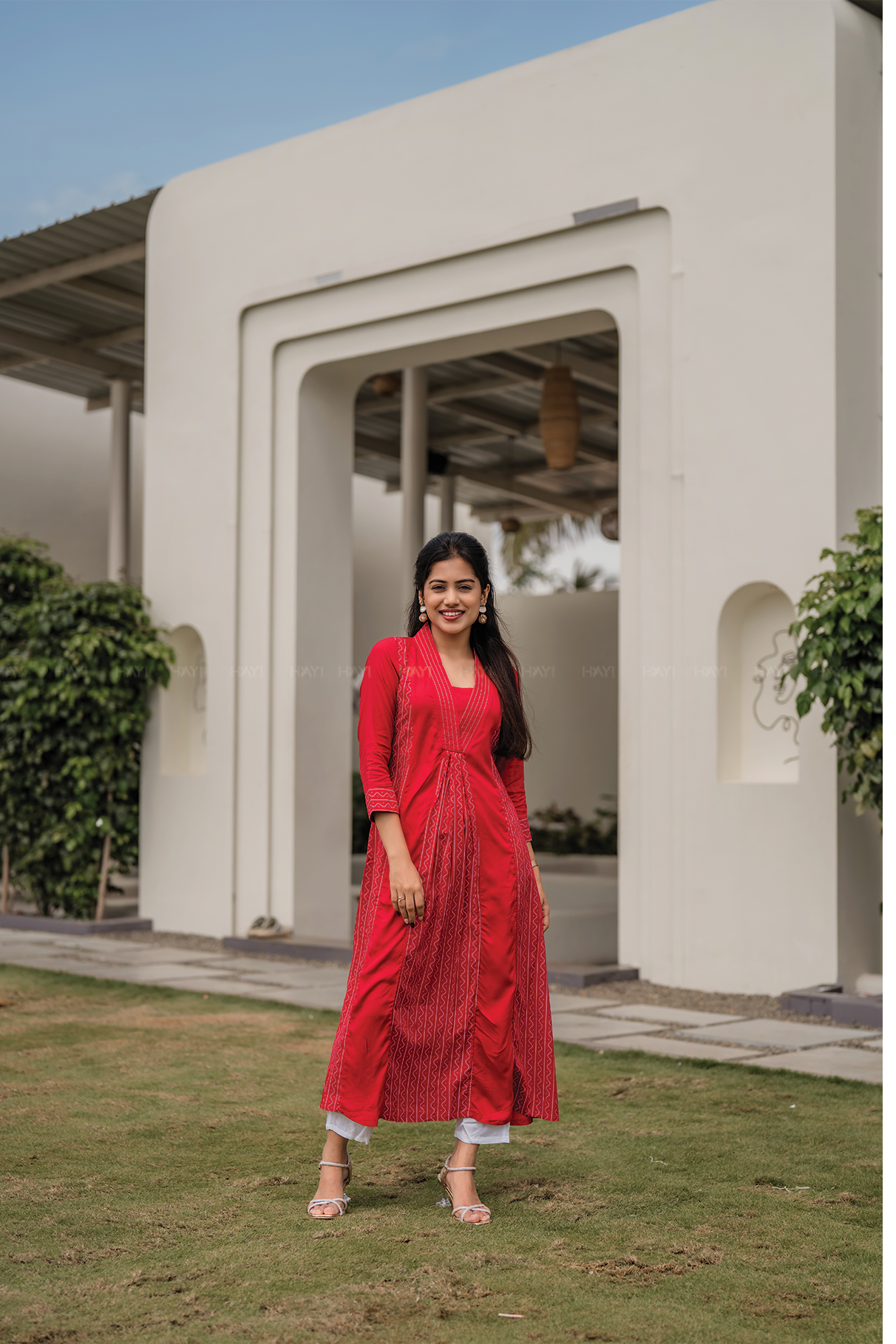 Red Muse Viscose Blend A-line Dress with V-Neck & 3/4th Sleeves