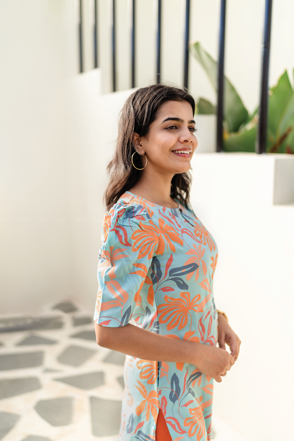 Leaf Flutter Mint Blue Printed Viscose Kurti with Pot Neck & Puff Sleeves