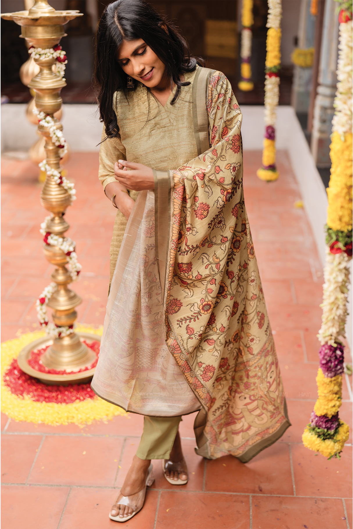 Tanira Green 3-Piece Tussar Silk Blend Floral Printed Kurta with Pant & Dupatta