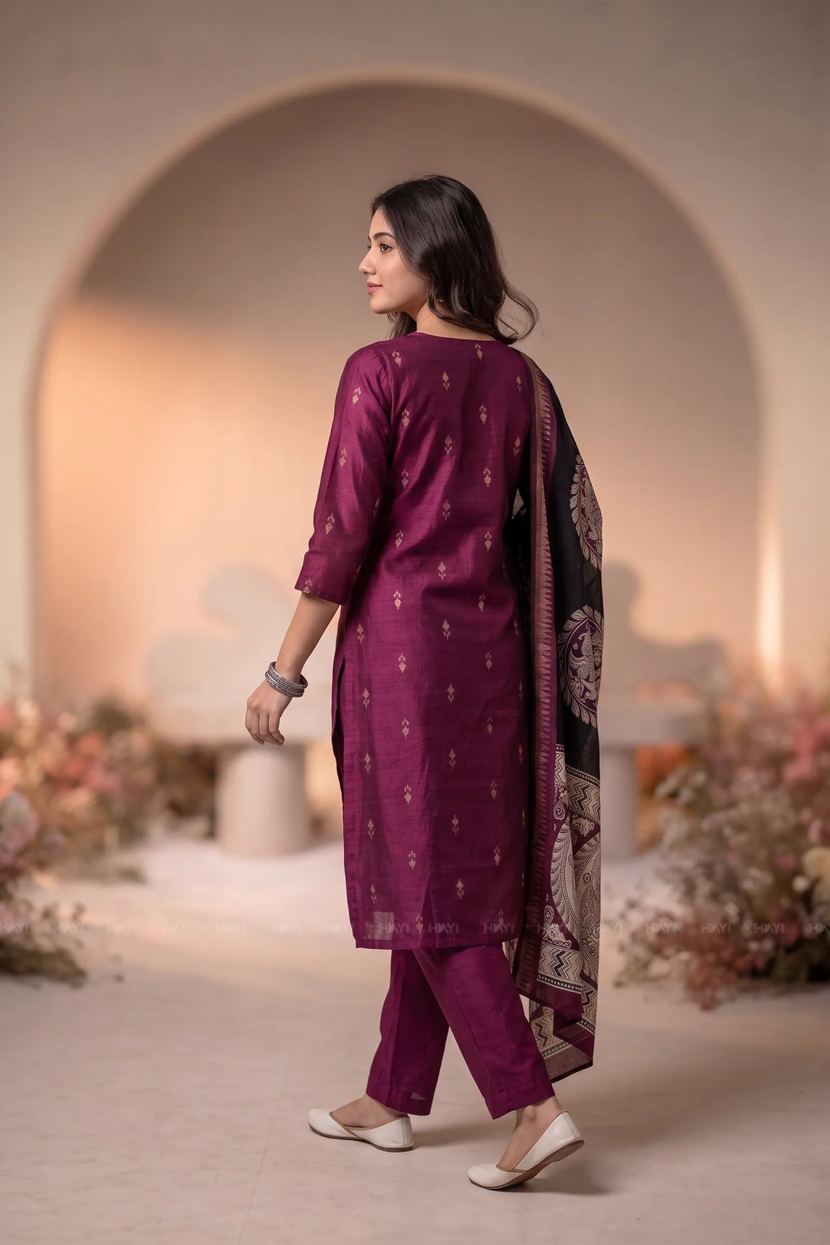 Gulabi Zari Magenta Silk Blend Handloom 3-Piece Kurta Set