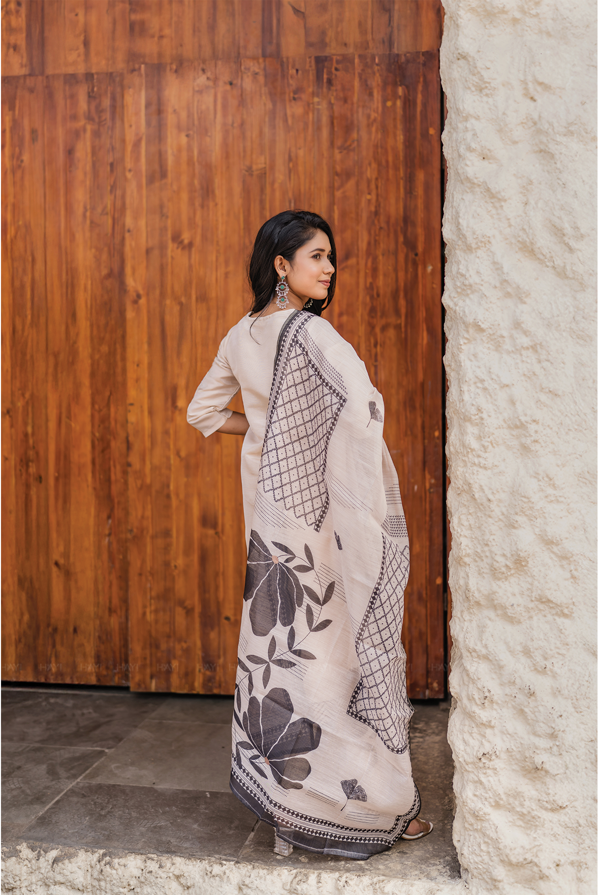 Petalcurve Classic Cream Printed 3 Piece Shimmer Tissue Kurti Set with Dupatta