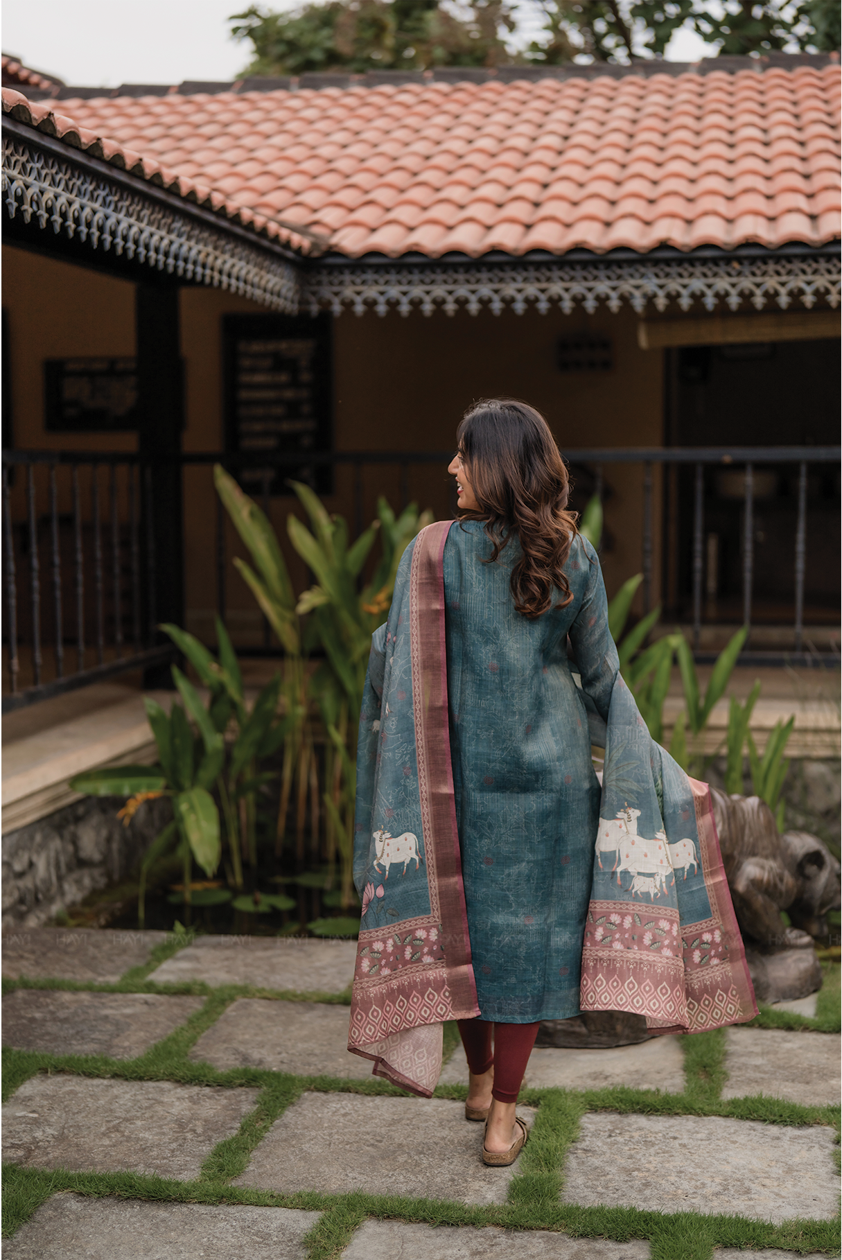 Hariyali Green printed 2 Piece Linen Shimmer Kurta with Dupatta