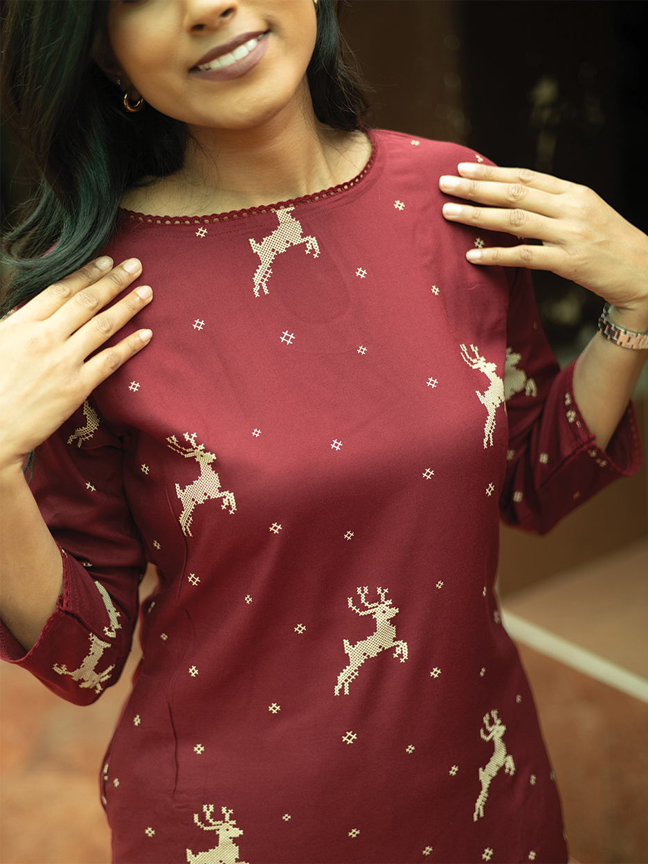 Tulip Cascade Wine Viscose Kurti with Boat Neck & 3/th Sleeves