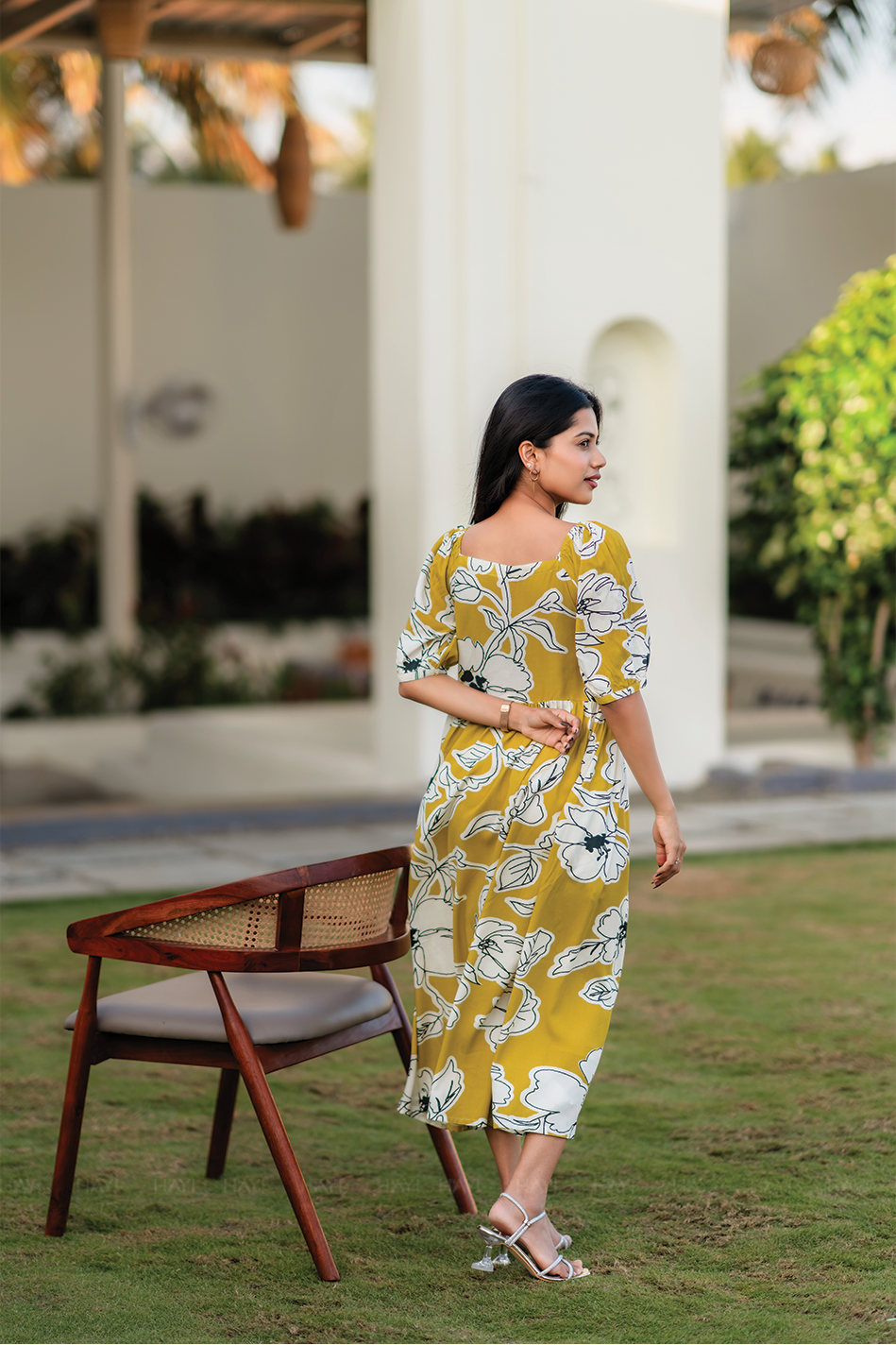Buttercup Bloom Yellow Viscose Dress with Sweetheart Neck and Elbow Sleeves
