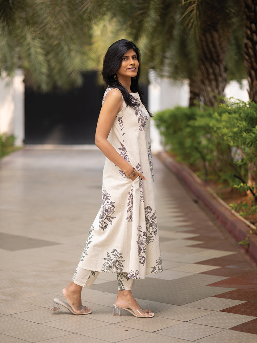 Floralink Beige Cotton Co-ord with Close neck & Attached 3/4th sleeves