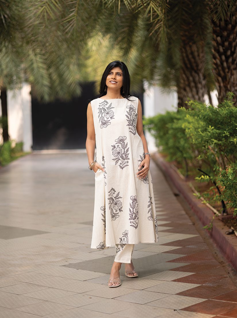 Floralink Beige Cotton Co-ord with Close neck & Attached 3/4th sleeves