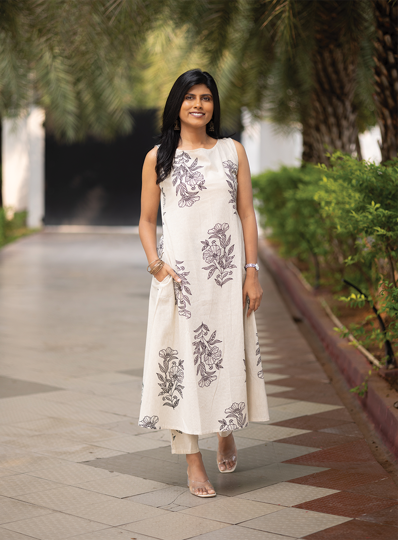 Floralink Beige Cotton Co-ord with Close neck & Attached 3/4th sleeves