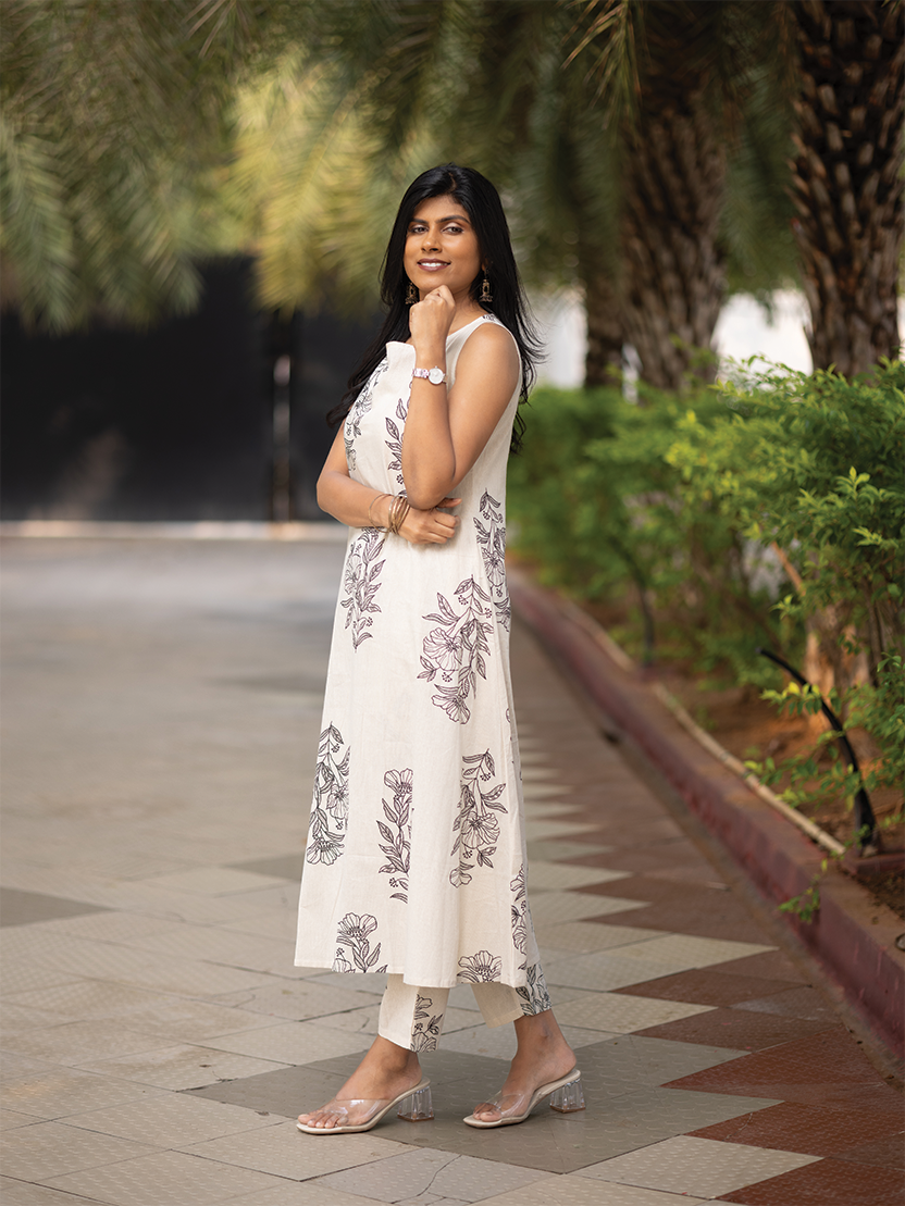 Floralink Beige Cotton Co-ord with Close neck & Attached 3/4th sleeves