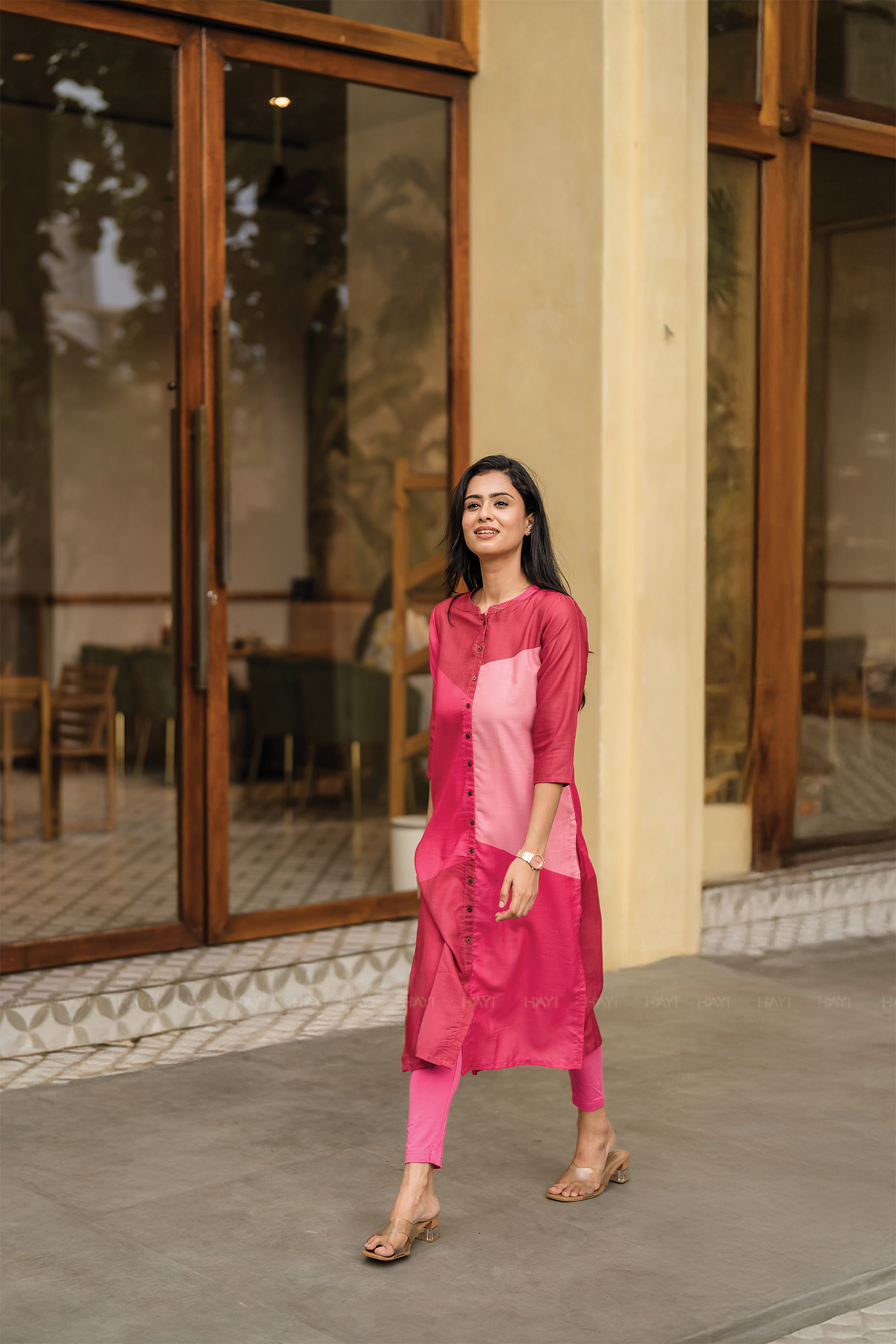 Orbit Pink with Fuschia Flame Printed Linen Blend Kurta