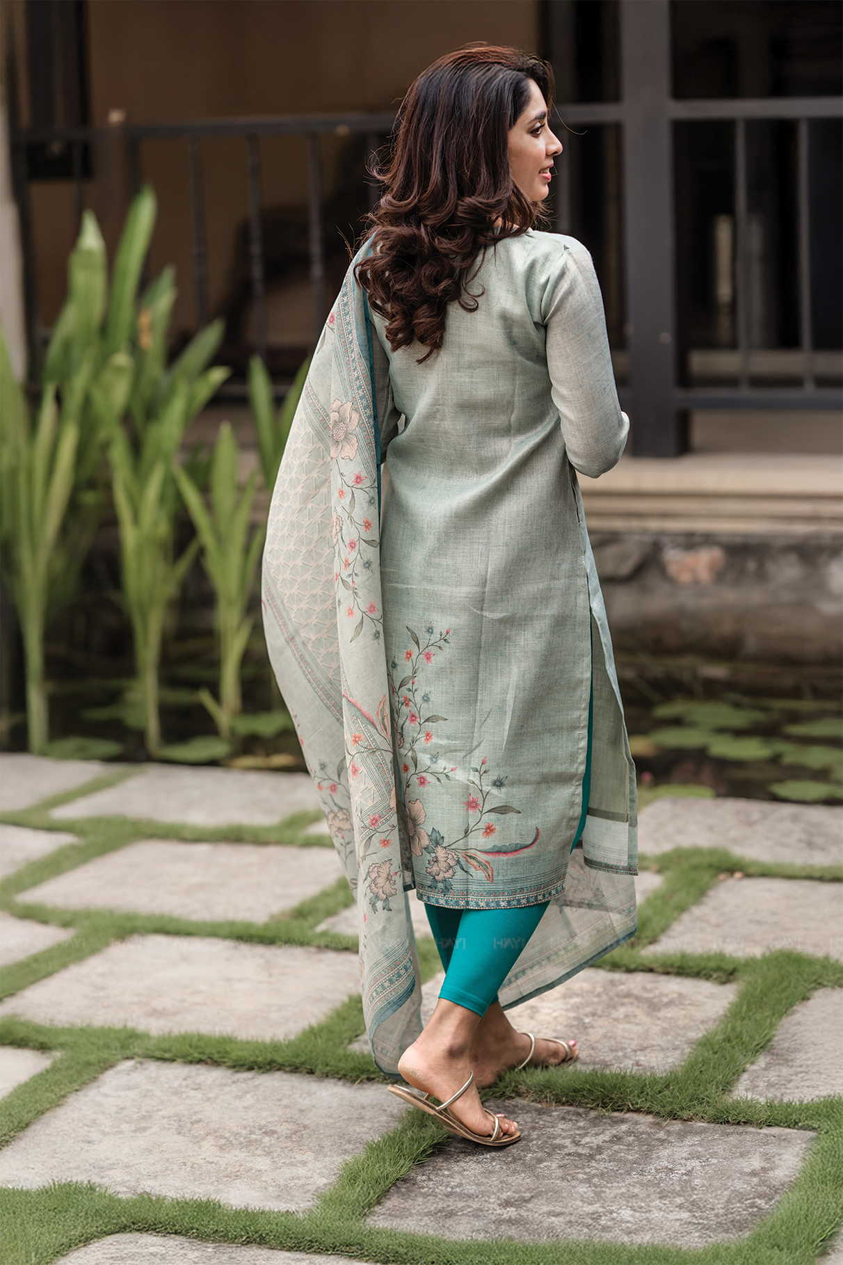 Tharisa Greyish Blue 3 Piece Shimmer Tissue Blend Placement Printed Kurta with Pant & Dupatta
