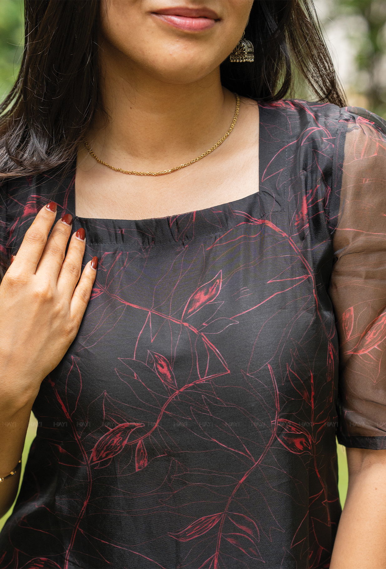 Poise Black with Floral Line Organza kurta