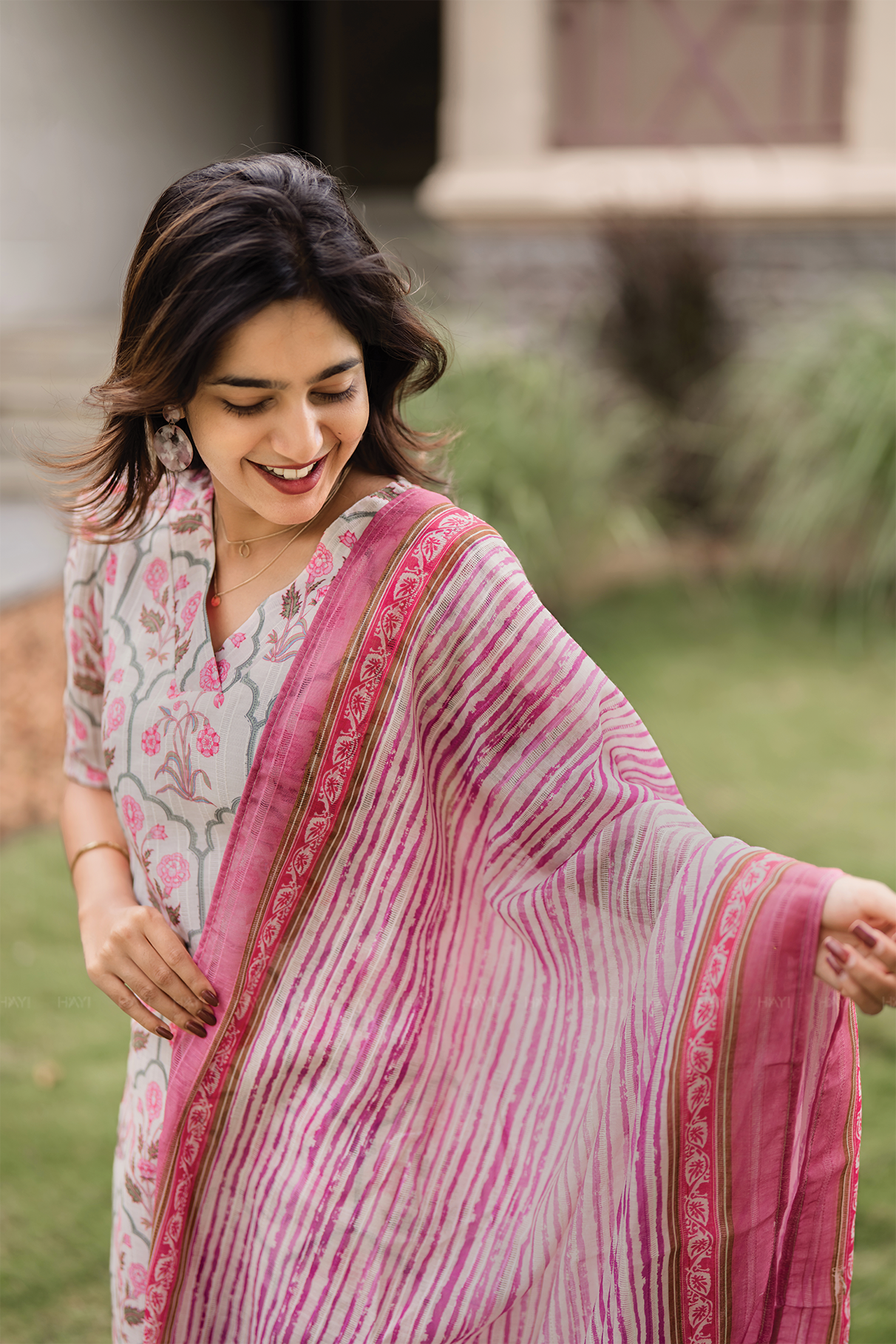 Bloomveil Half-White printed 2 Piece Linen Blend Kurta with Dupatta