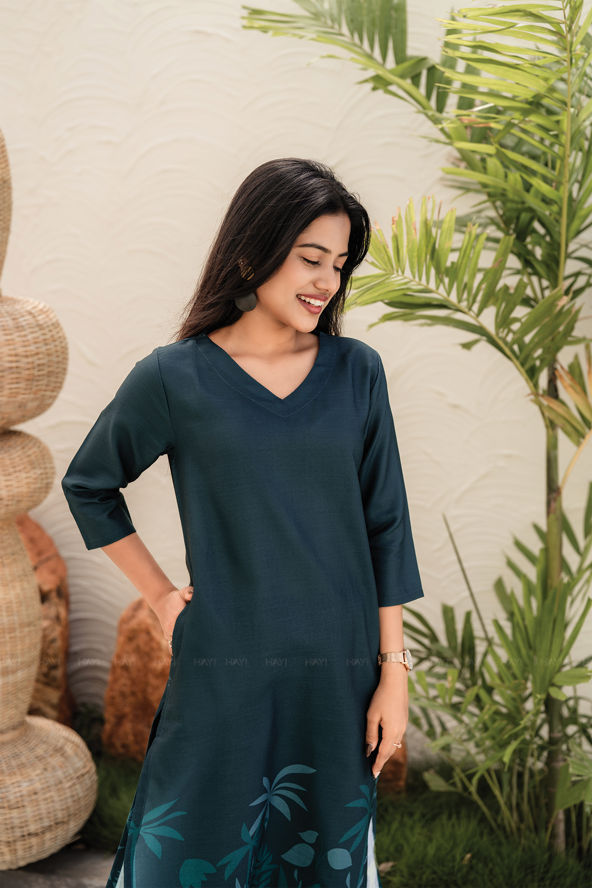 Evergreen Elegance Green Linen Blend Co ord with Curved V Neckline and 3/4th Sleeves