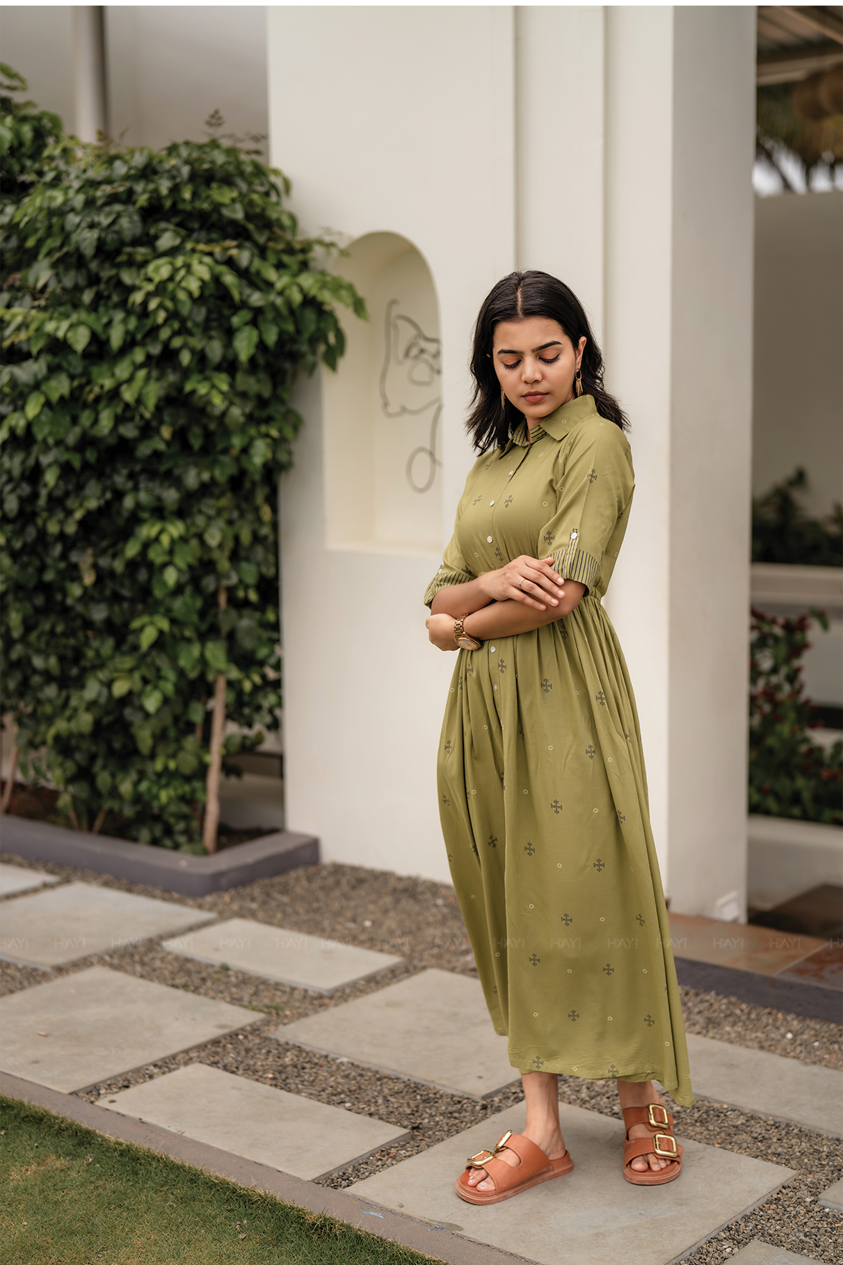 Goldenrod Yellow Viscose Blend Dress with Shirt Collar & Elbow Sleeves