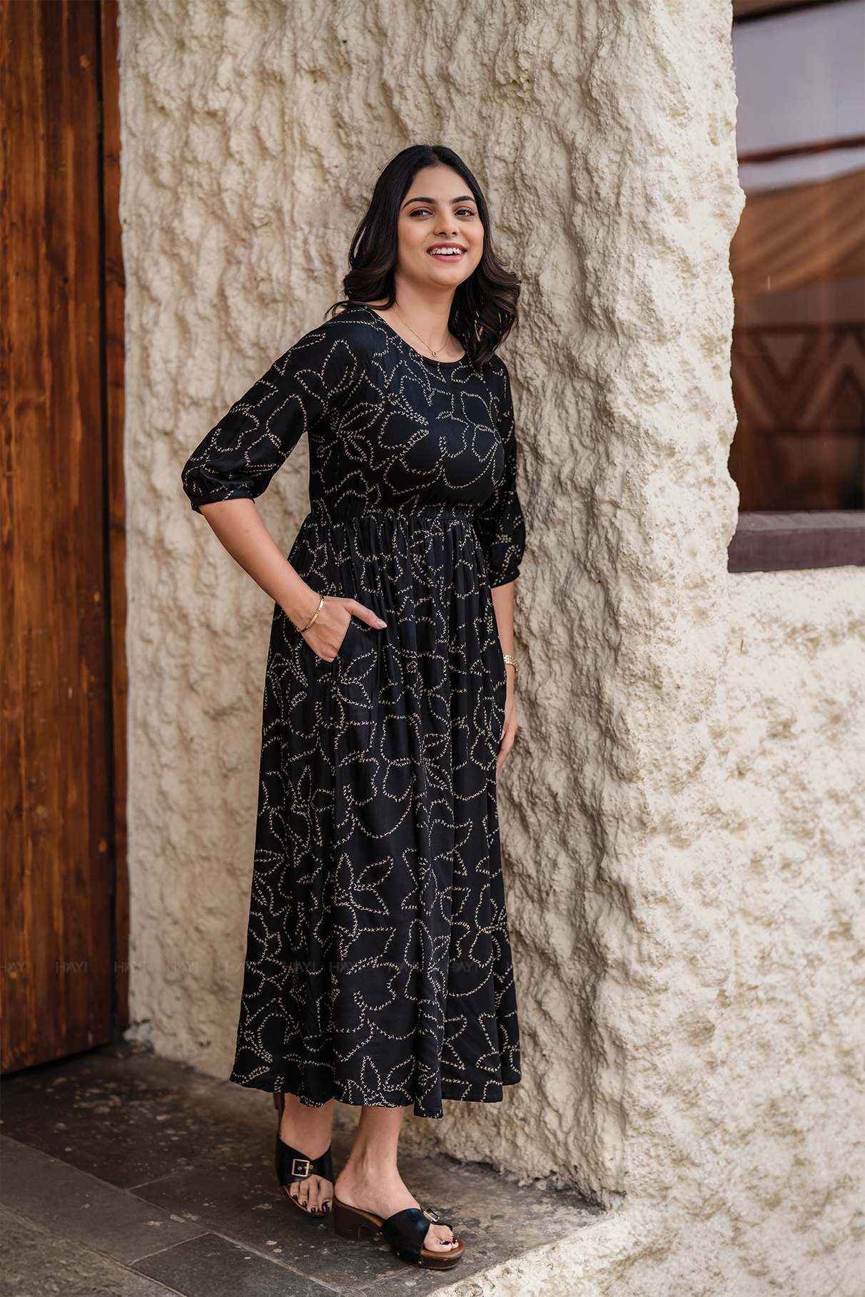 Dusklure Black Viscose Dress with Boat Neck & 3/4th Sleeves