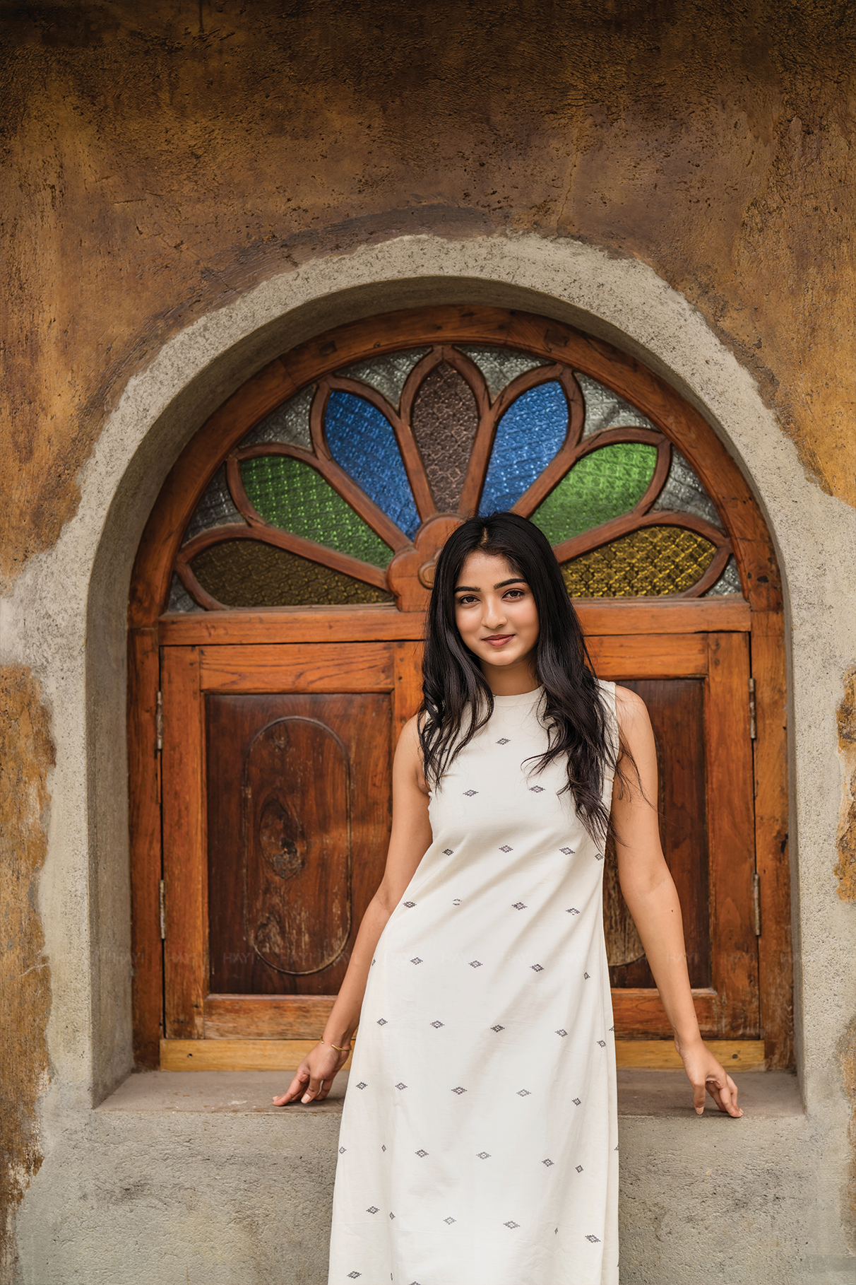 Greyora White Handloom co-ord with Close Neck Band & attached 3/4th Sleeves