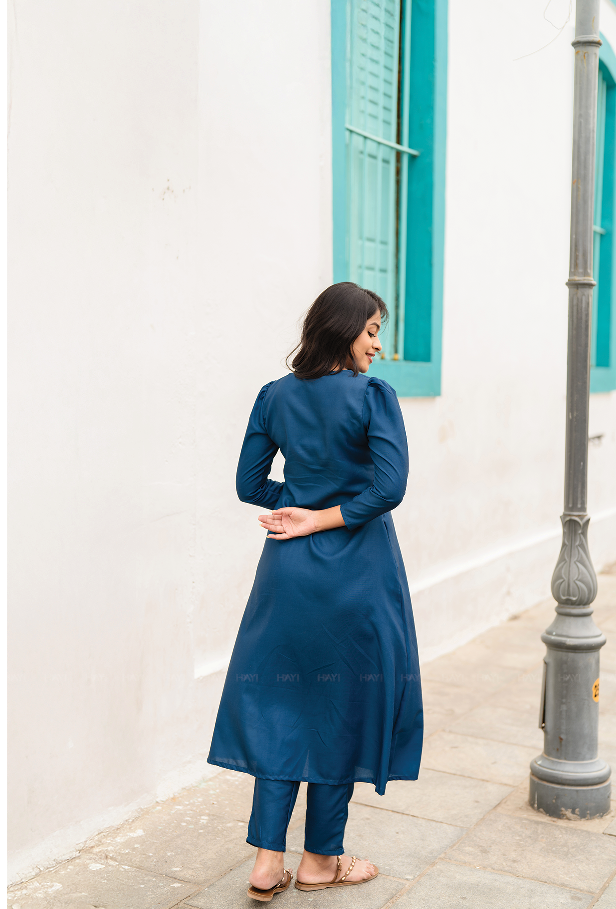 Ascent Blue with Cranes Embrace printed Linen Blend Co-ords