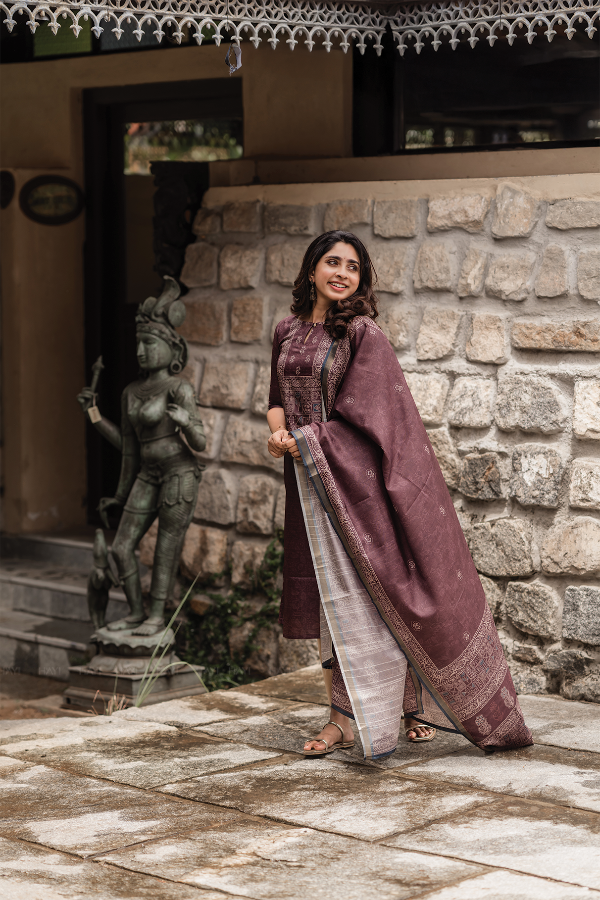 Tanira Brown printed 2 Piece Khata Silk Kurta with Dupatta