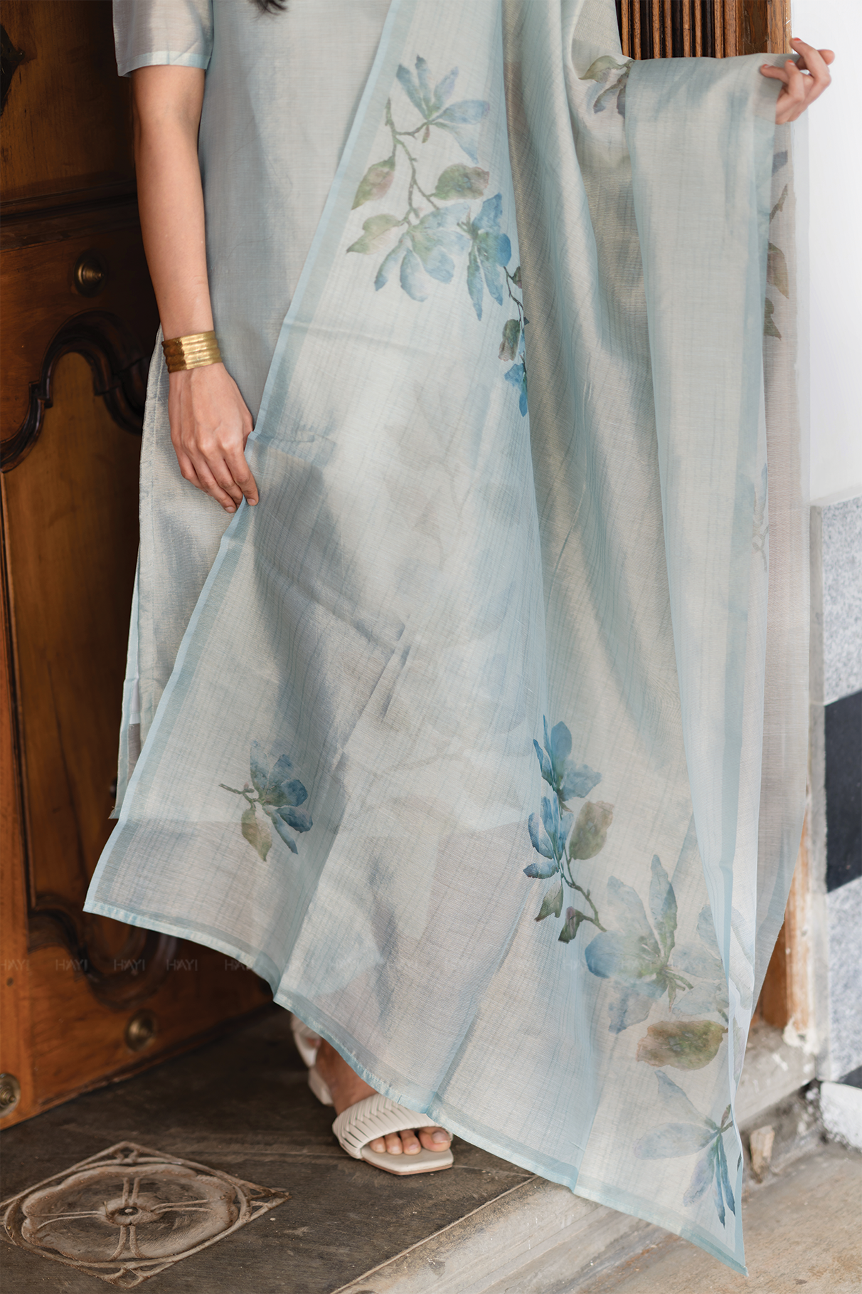 Periwinkle 3 Piece Blue Shimmer Tissue Printed Kurta with Pant & Dupatta