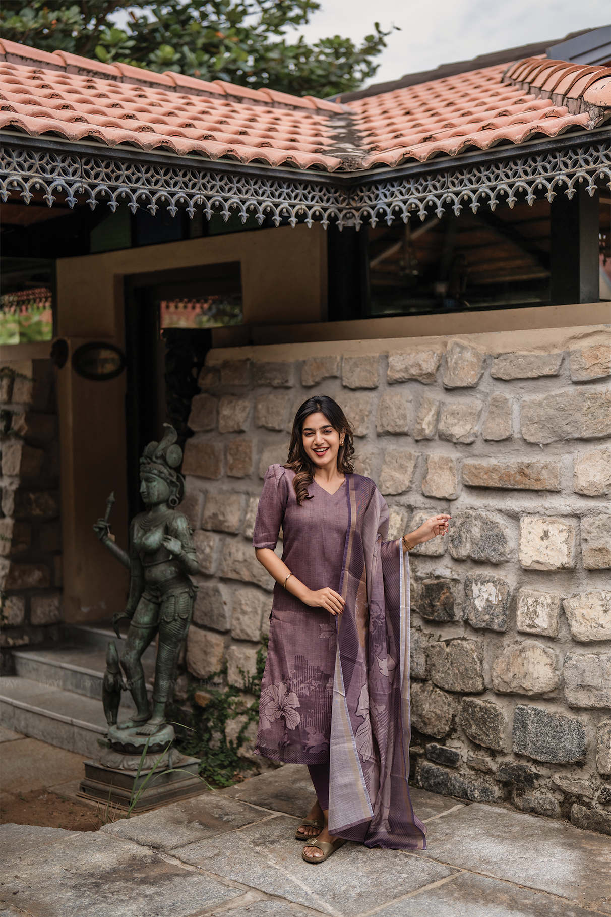 Nritya Lavender printed 2 Piece Linen Shimmer Kurta with Dupatta