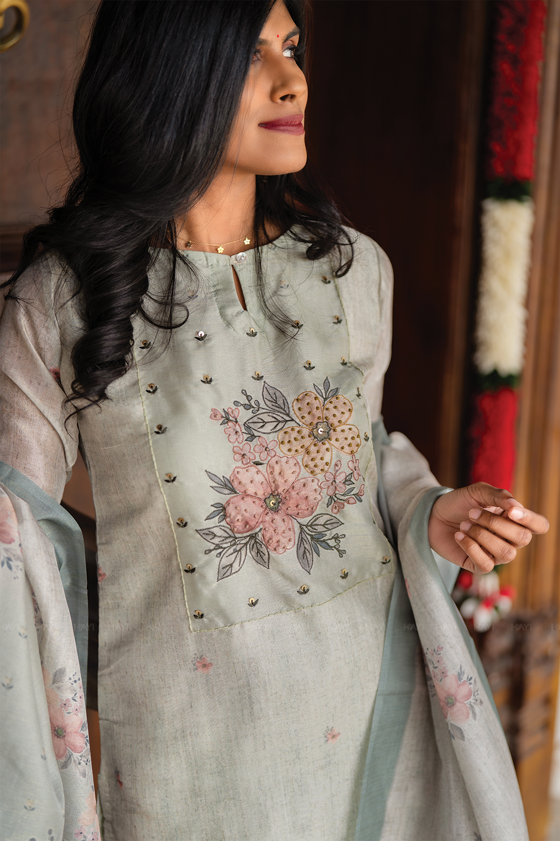 Limevine Green 3 Piece Silk Blend Embroidery Kurta with Pant & Dupatta