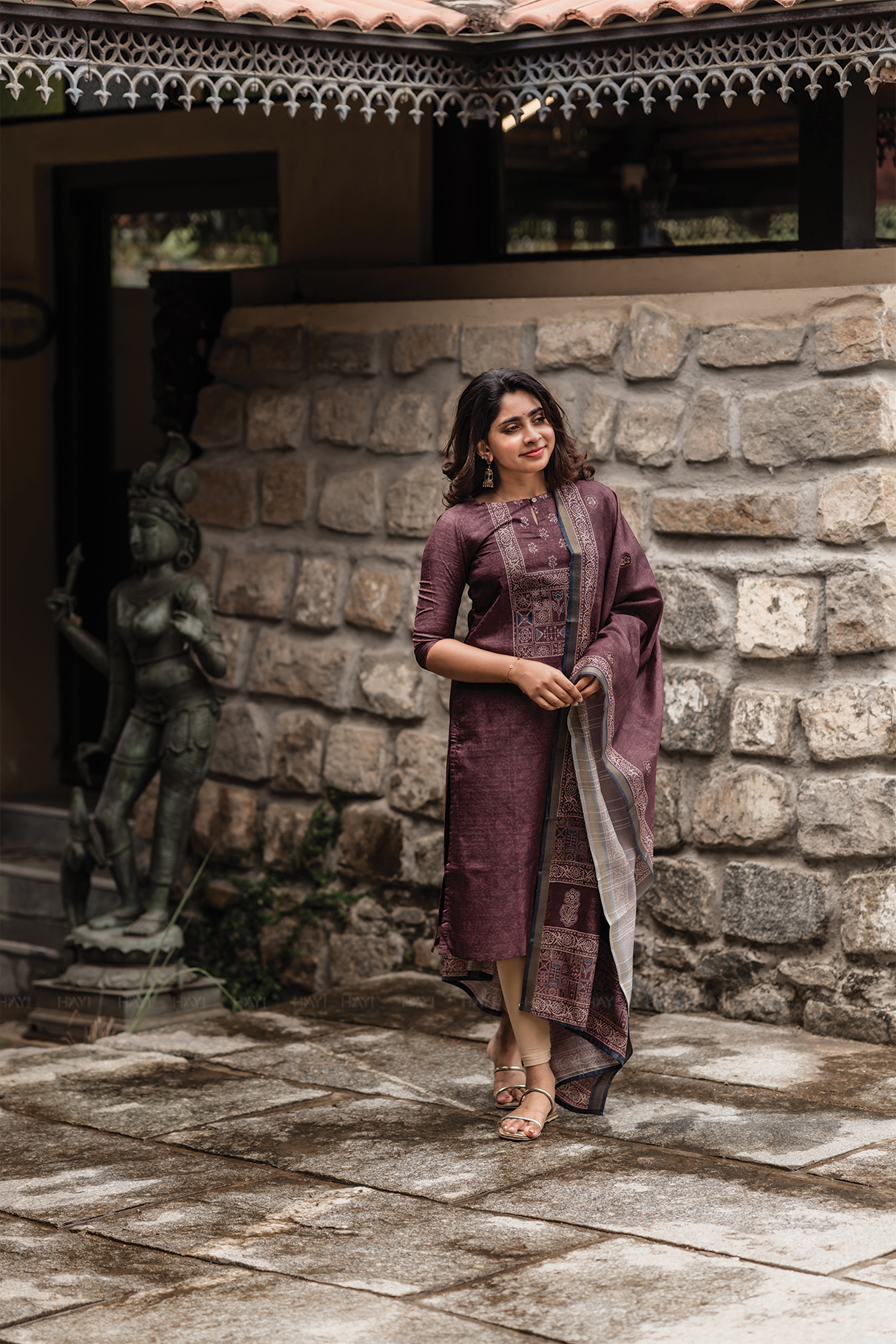 Tanira Brown printed 2 Piece Khata Silk Kurta with Dupatta