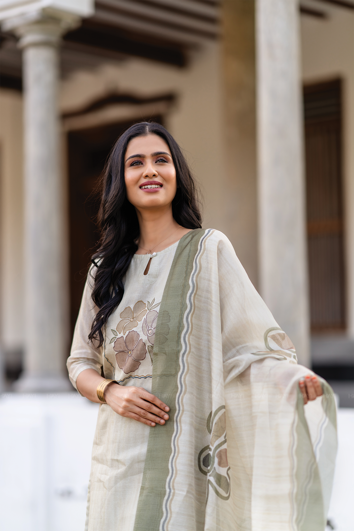 Pista Noor 3 Piece Tussar Silk Blend Printed Embroidery Kurta with Pant & Dupatta