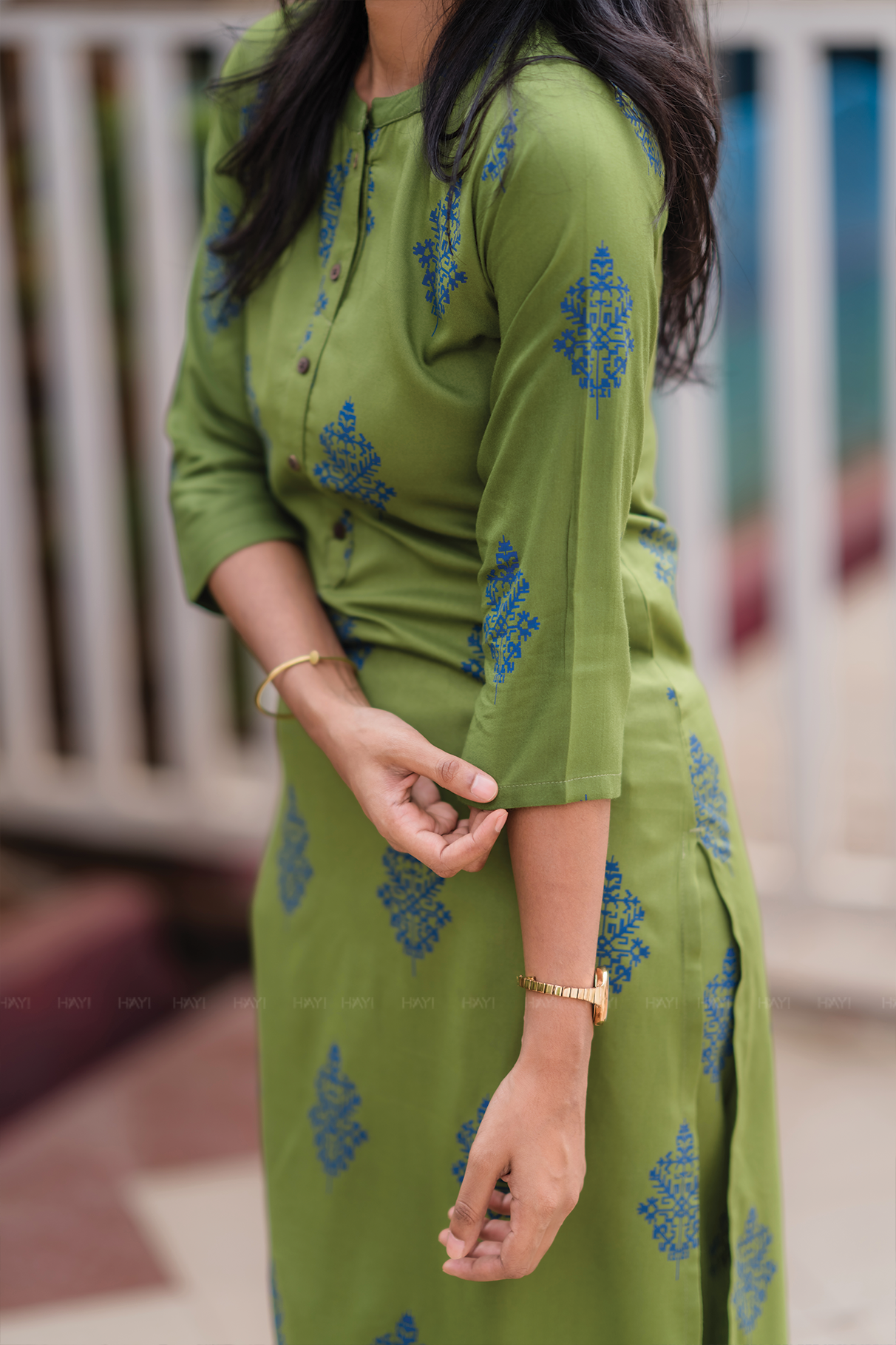 Olive Majesty Viscose Co-ord with Chinese Collar & Half Lacket