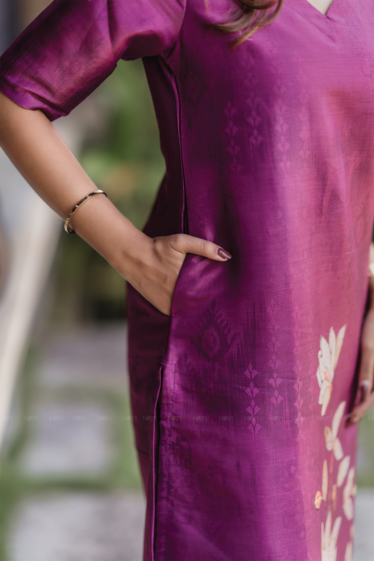 Niloufer Pink printed 2 Piece Muslin Shimmer Silk Kurta with Dupatta