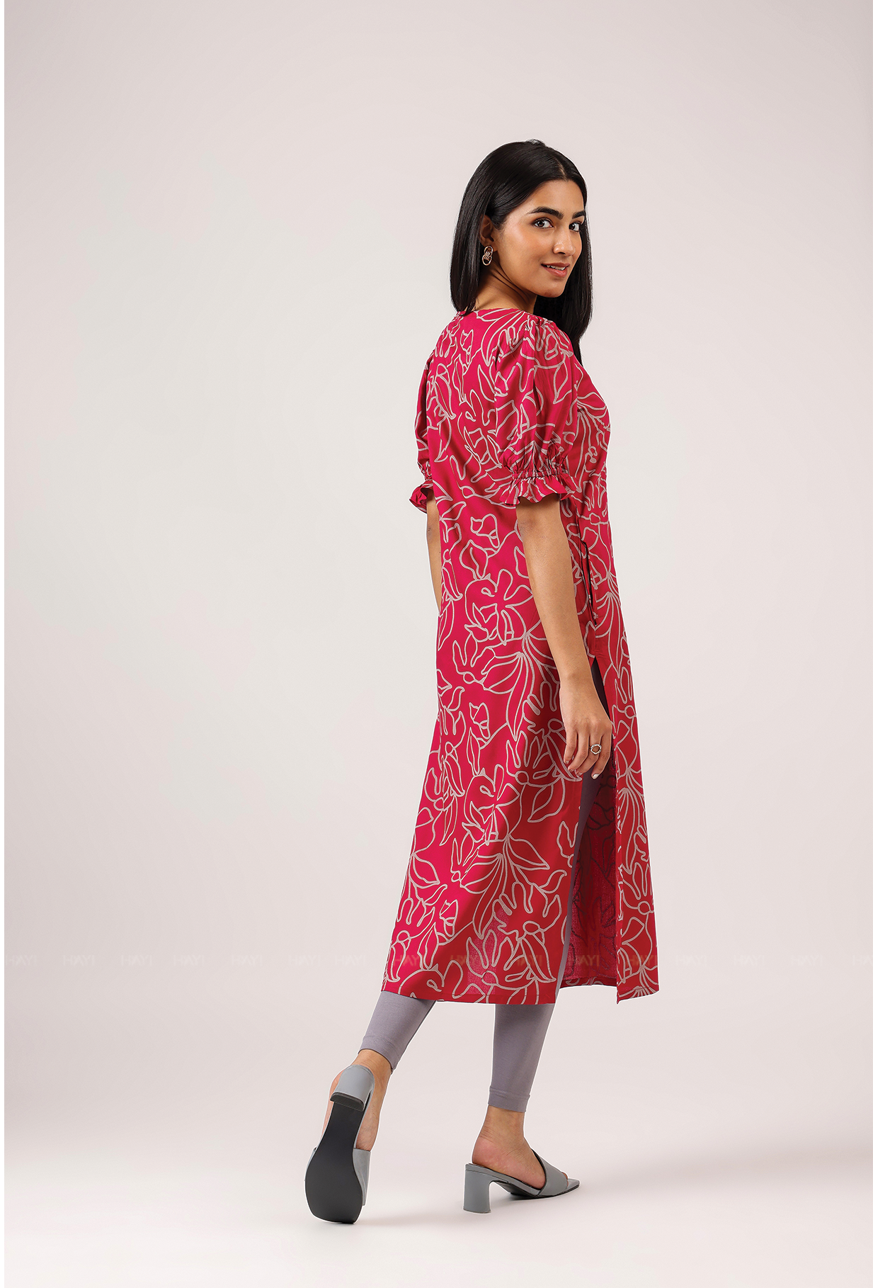 Verdant Dark Pink with Berry Vines floral printed Viscose Kurta