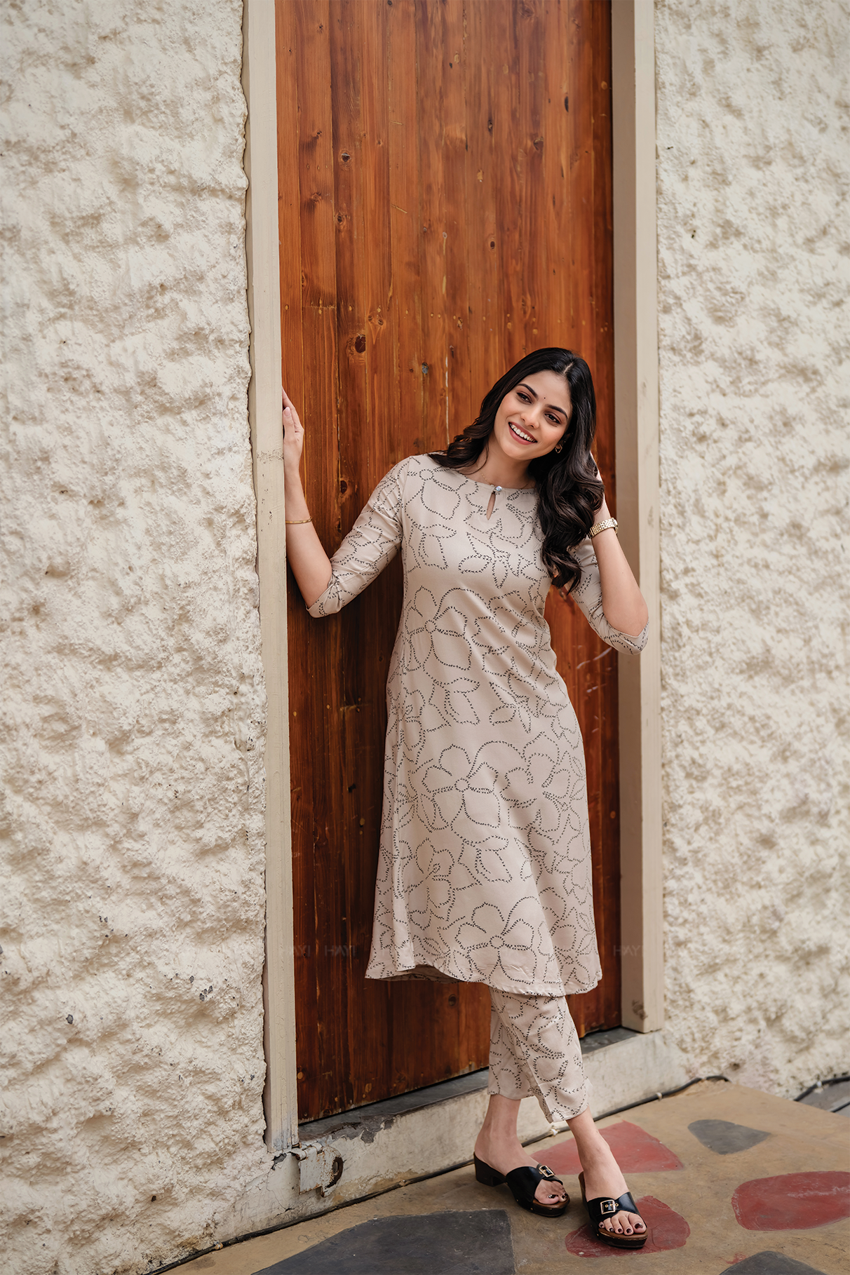 Beige Breeze Viscose Co-ord with Boat Neck with Keyhole & 3/4th Sleeves