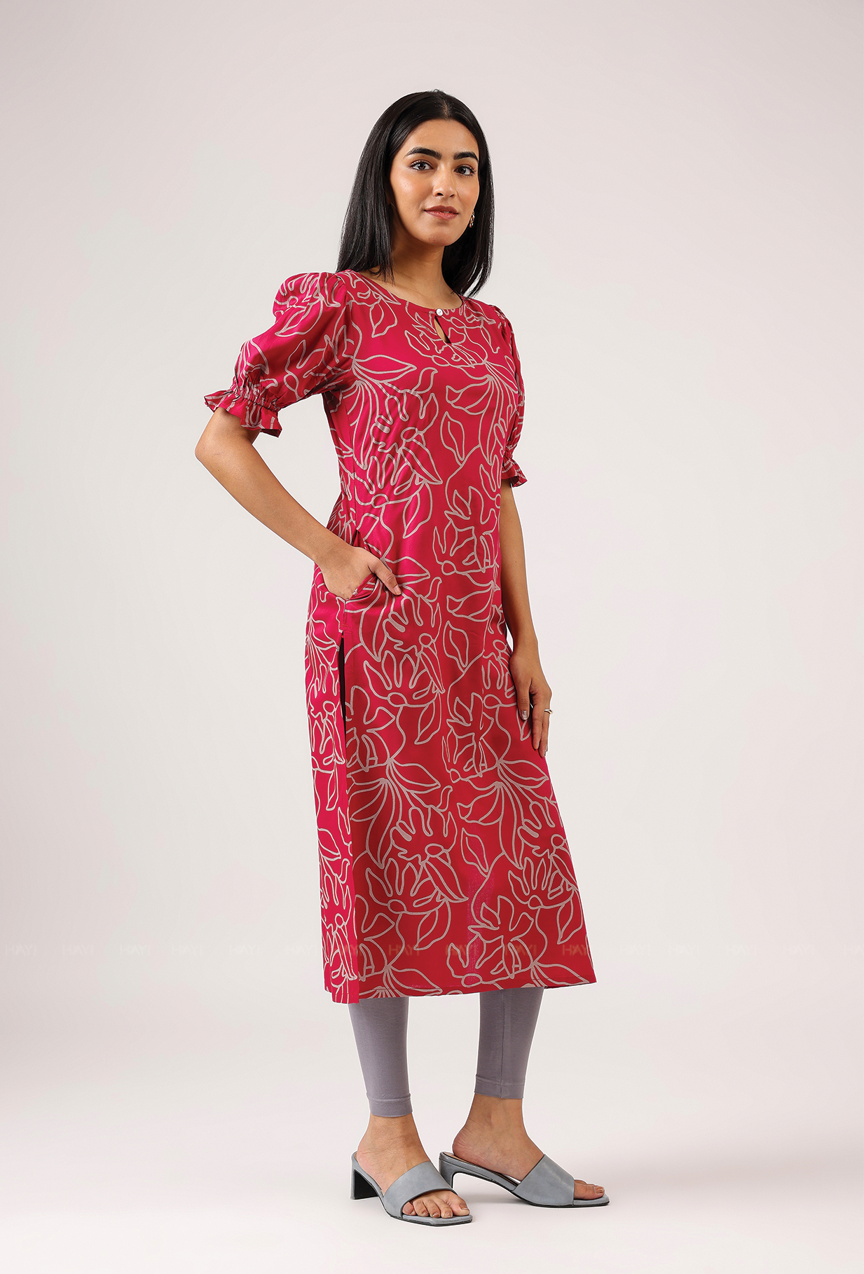 Verdant Dark Pink with Berry Vines floral printed Viscose Kurta