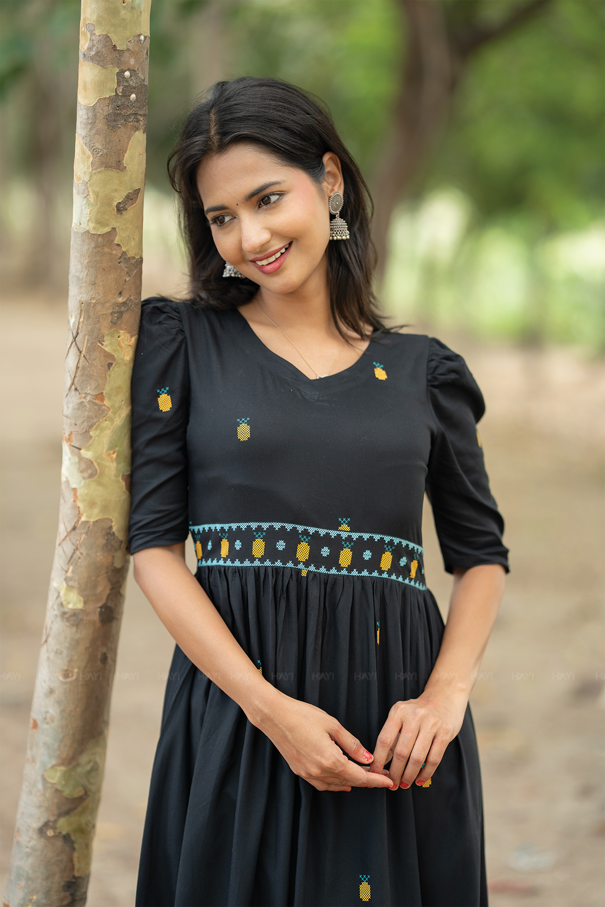 Starry Pineapple Black Viscose with Leg-O-Mutton Sleeves