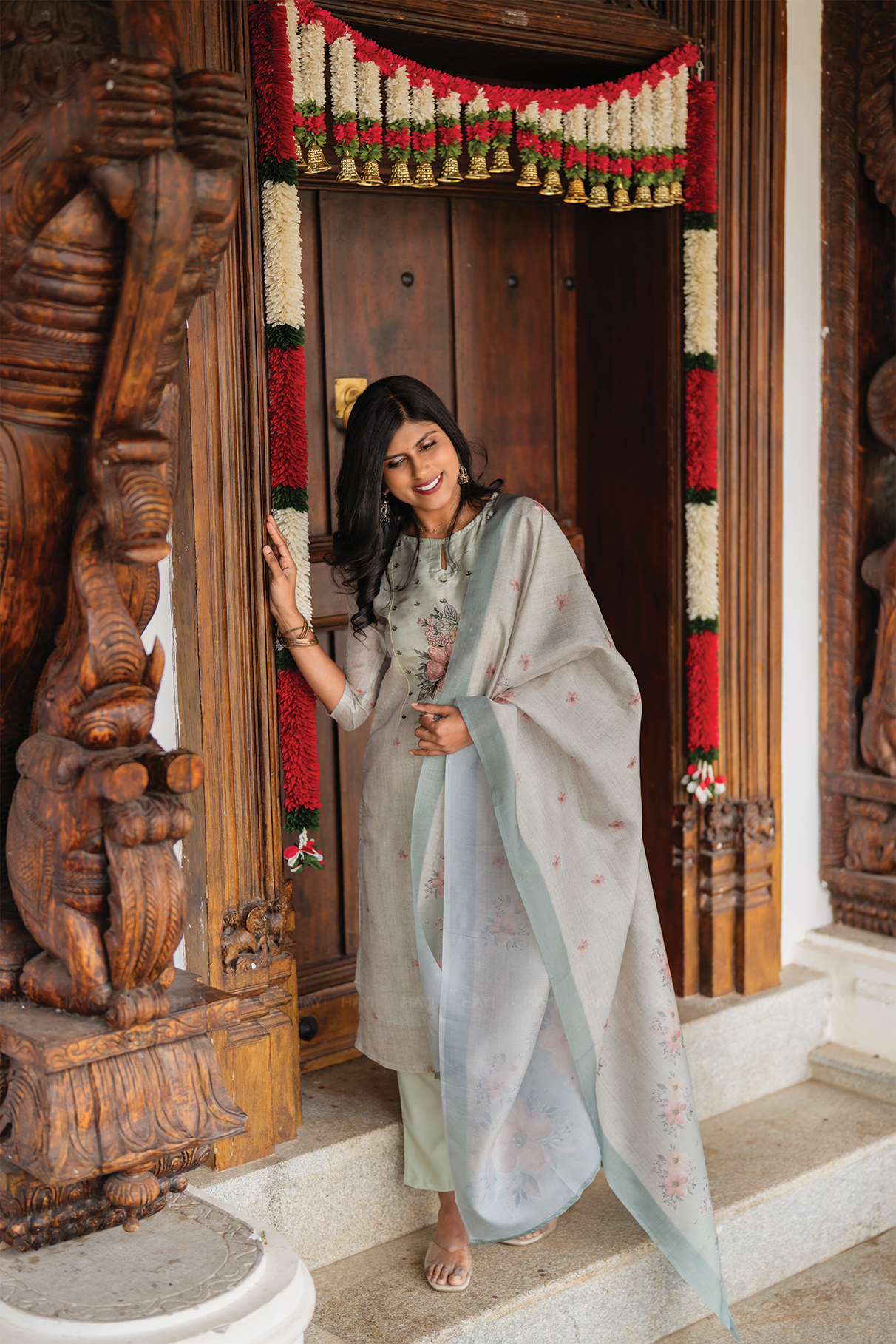 Limevine Green 3 Piece Silk Blend Embroidery Kurta with Pant & Dupatta