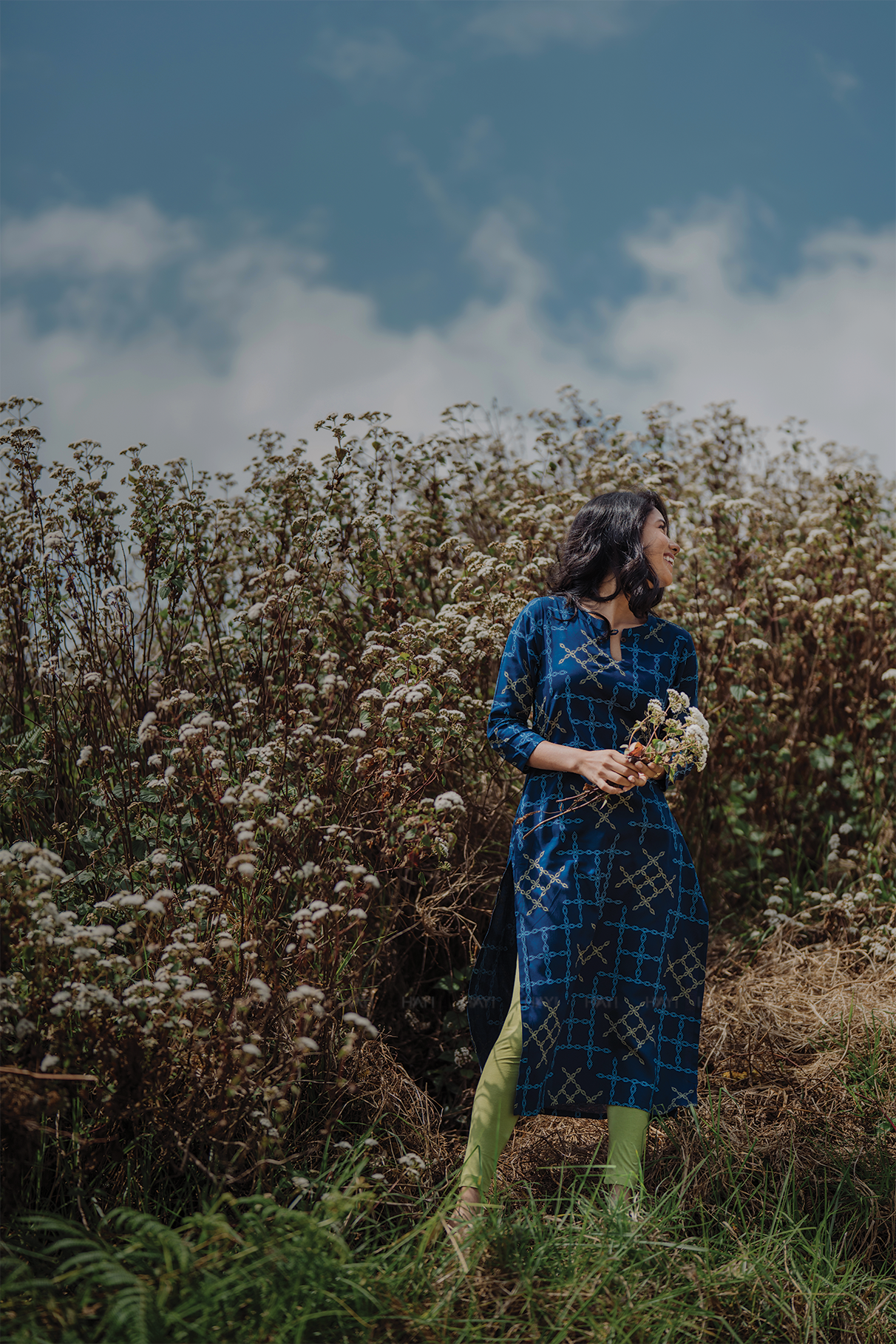 Starlink Grace Navy Viscose Kurta with Chinese Collar & 3/4 Sleeves