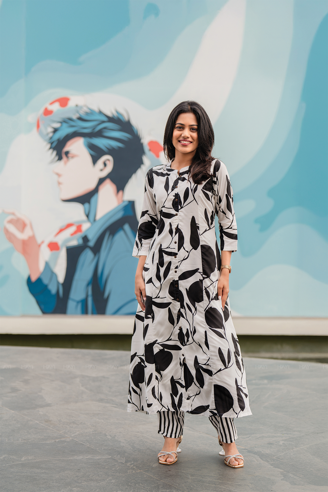 Grapica Bloom Off-White Viscose Co-ord with Chinese Collar & 3/4th Sleeves