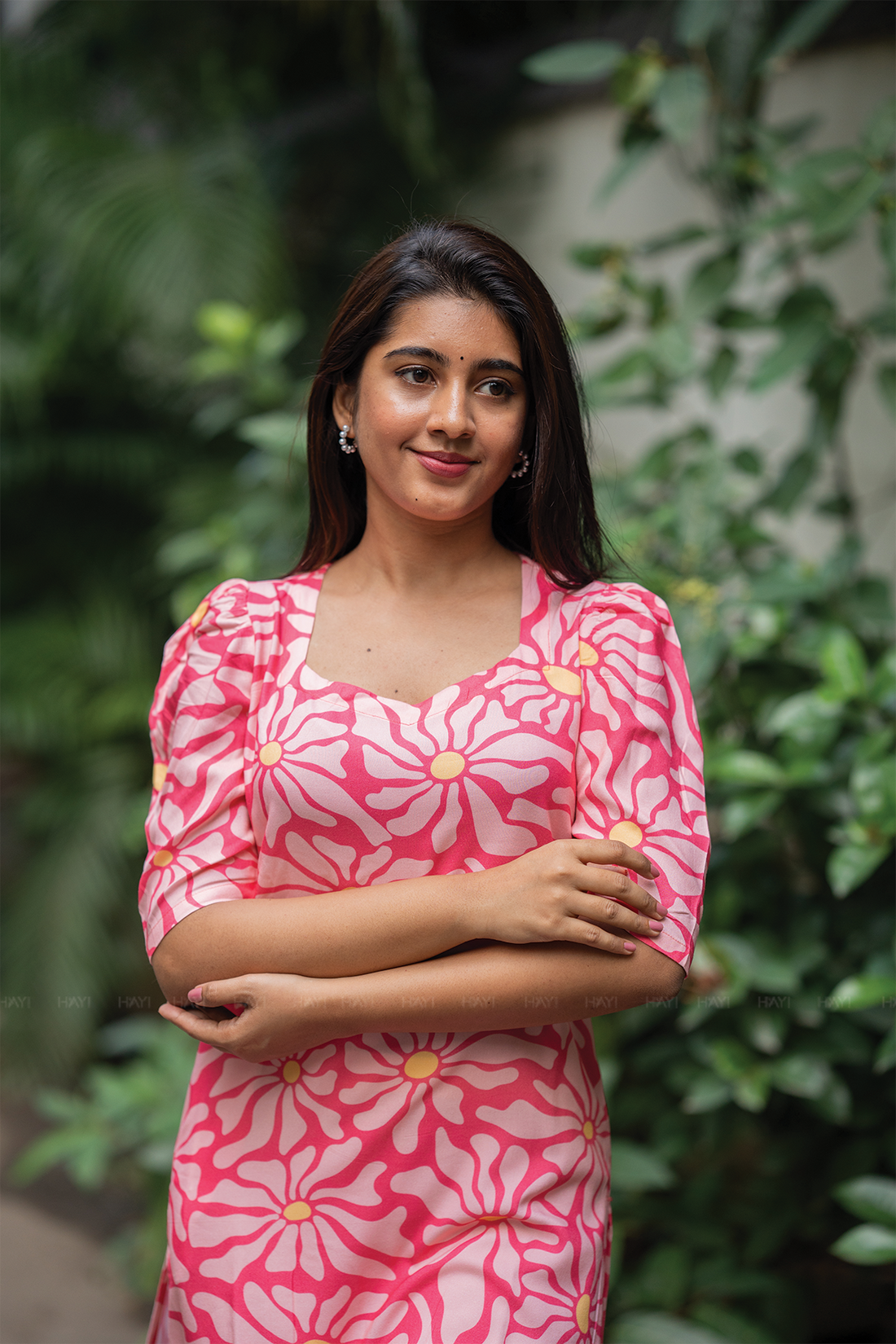 Floral Dream Pink Viscose Kurta with Sweetheart Neck & Leg-O-Mutton Sleeves