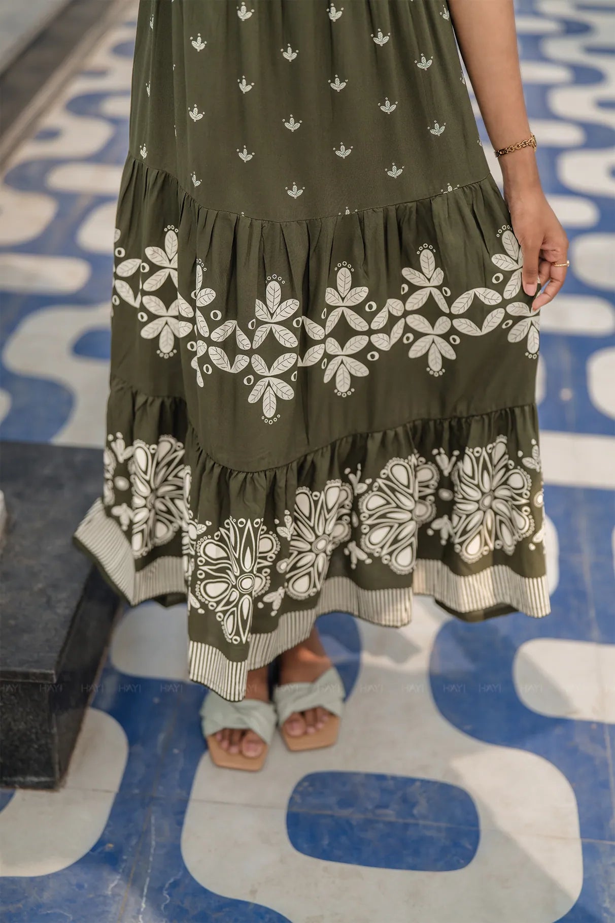 Vriksha Bloom Green Viscose Dress with Boat Neck & Puff Sleeves
