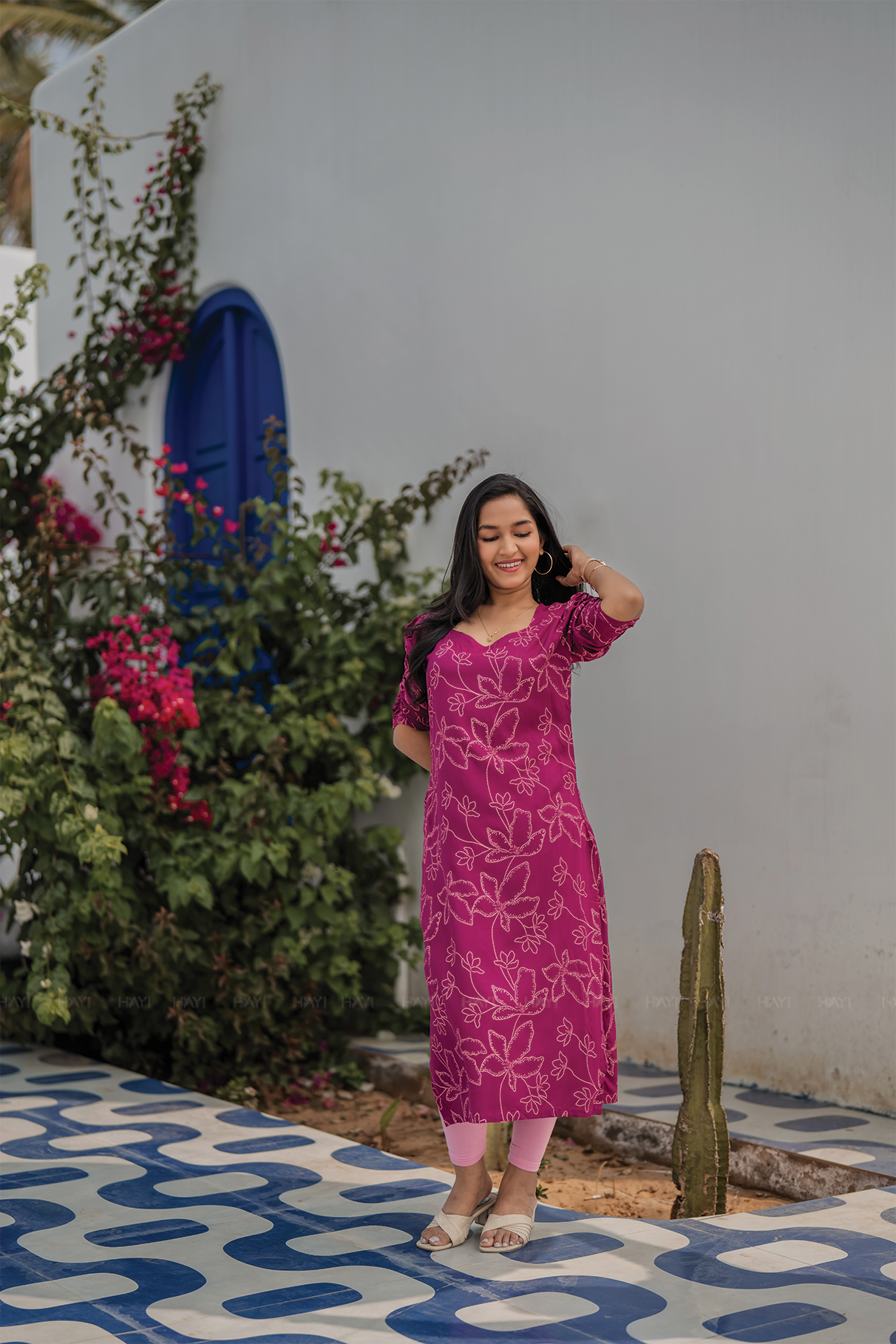 Berry Vine Violet Viscose Kurta with Sweetheart Neck & Ruched Sleeves