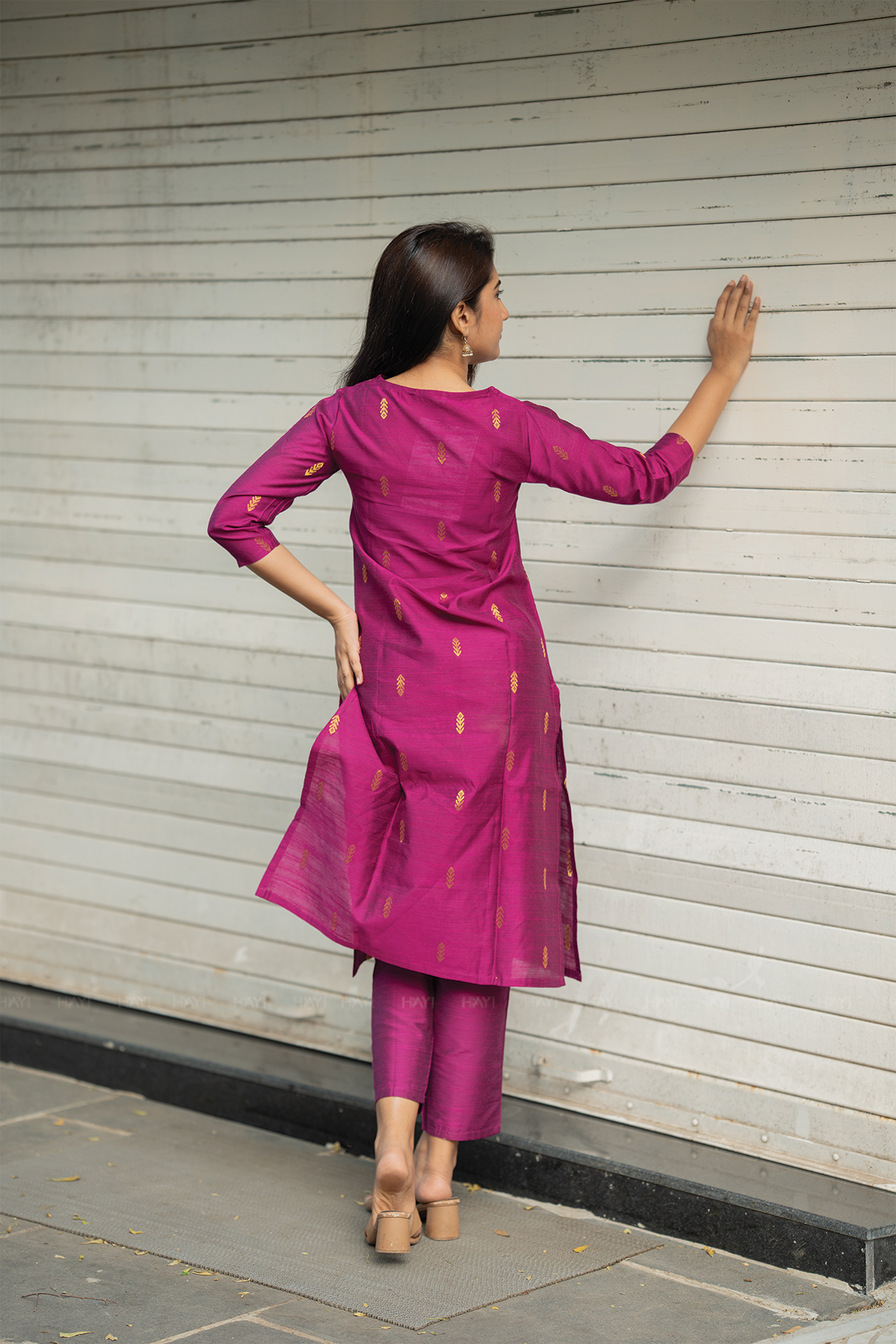 Madhura Deep Pink Viscose Jacquard Weave Co-ord with V-Neck & 3/4th Sleeves