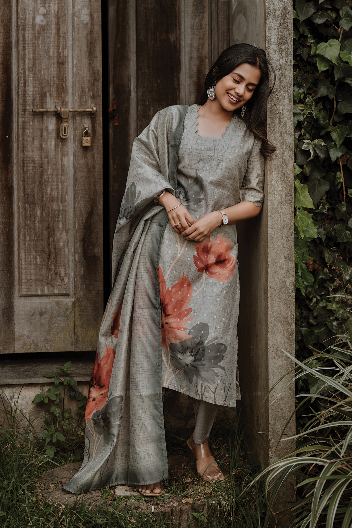 Vanessa Grey Tussar Silk Printed Kurta Set with Dupatta