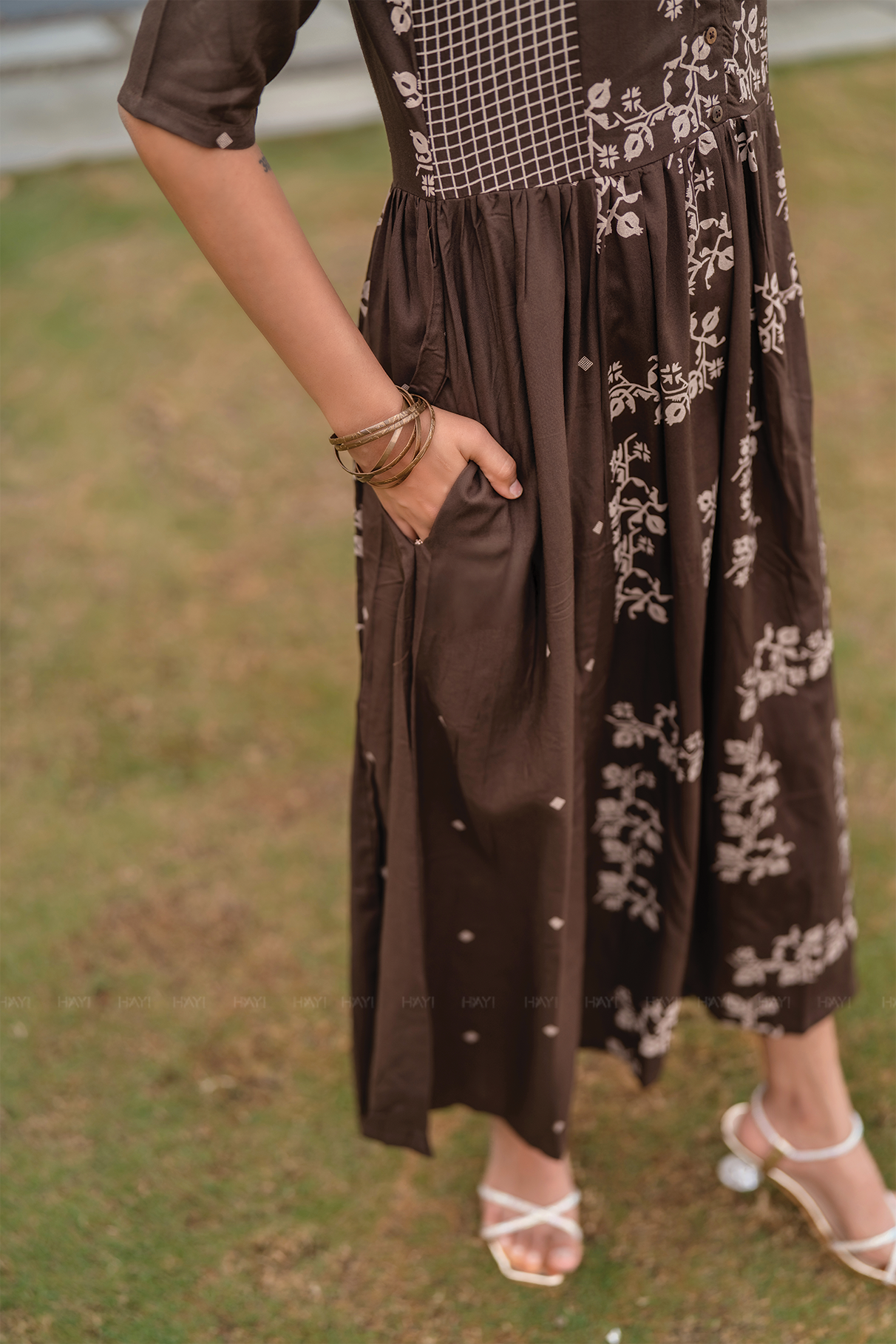 Caramel Flora Brown Viscose Dress with Chinese Collar Neck & Elbow Sleeves