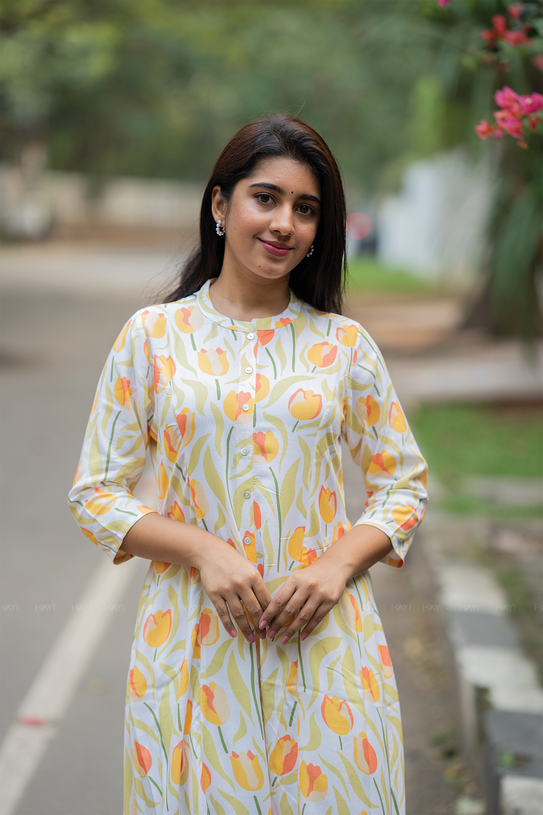 Garden Melody Off-White Viscose A-Line Kurta with Chinese Collar & 3/4th Sleeves