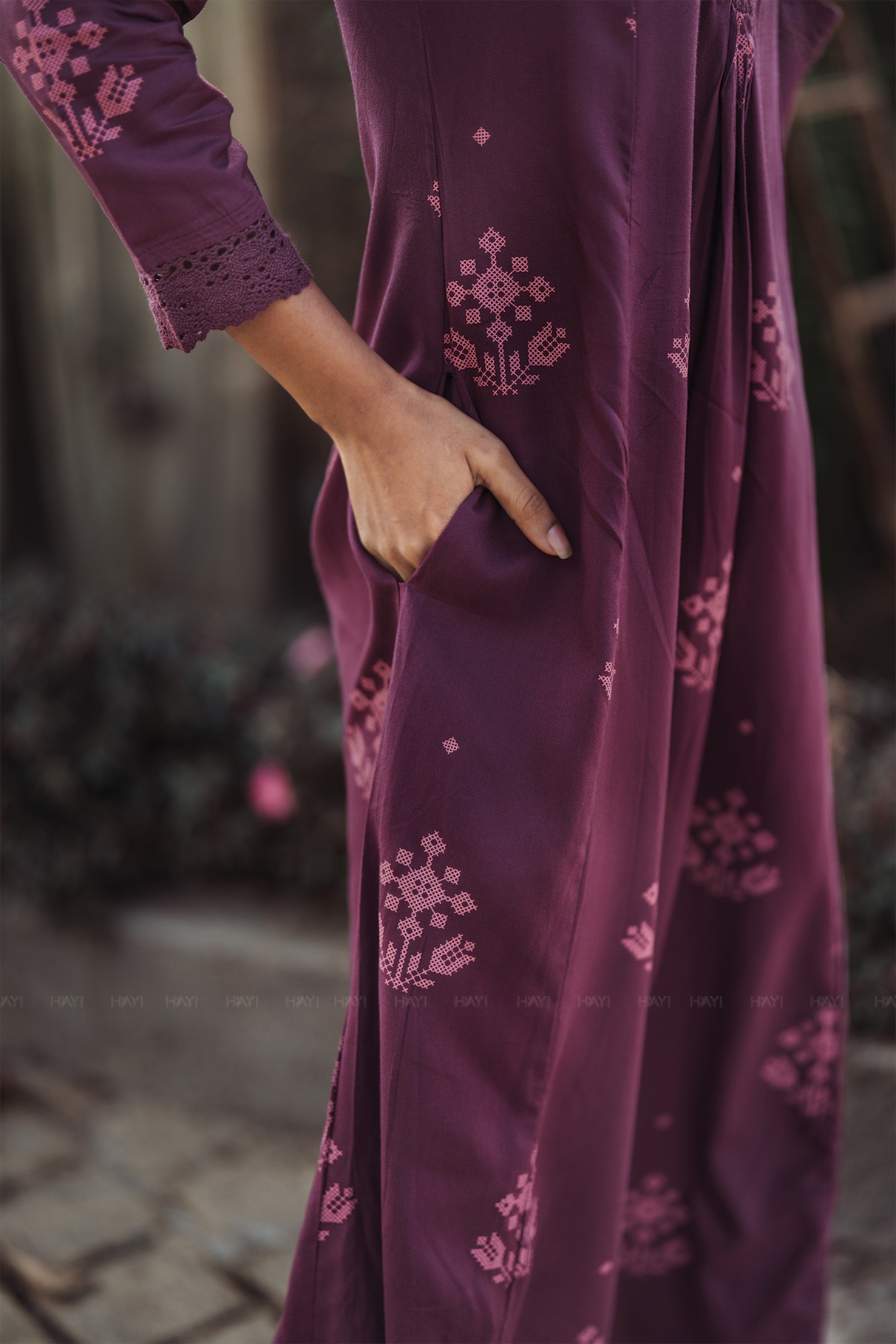 Plumi Pile Brown Viscose A-Line Kurta with V-Neck & 3/4 Sleeves