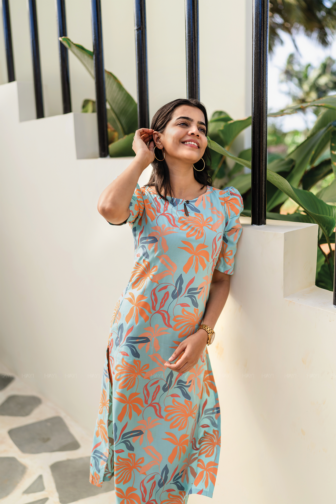 Leaf Flutter Mint Blue Printed Viscose Kurti with Pot Neck & Puff Sleeves
