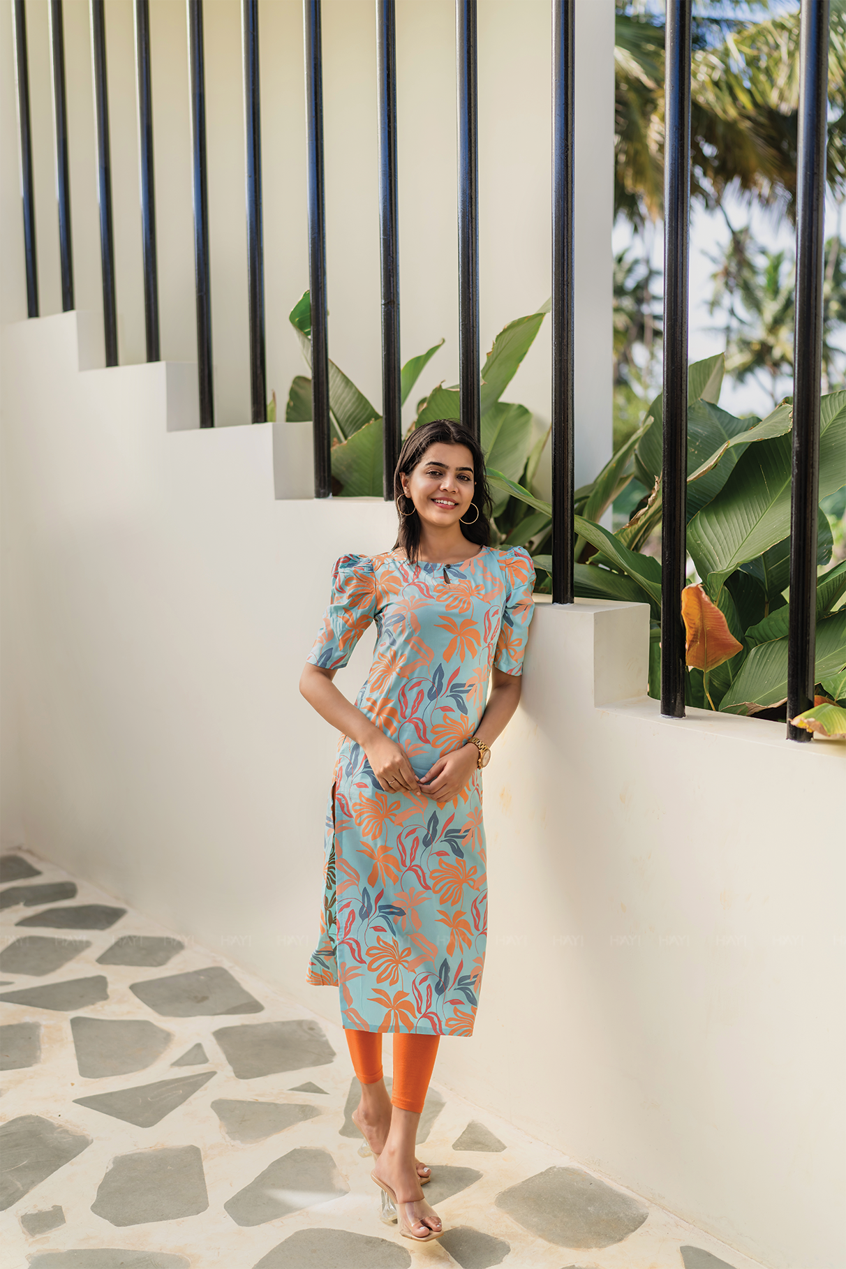 Leaf Flutter Mint Blue Printed Viscose Kurti with Pot Neck & Puff Sleeves