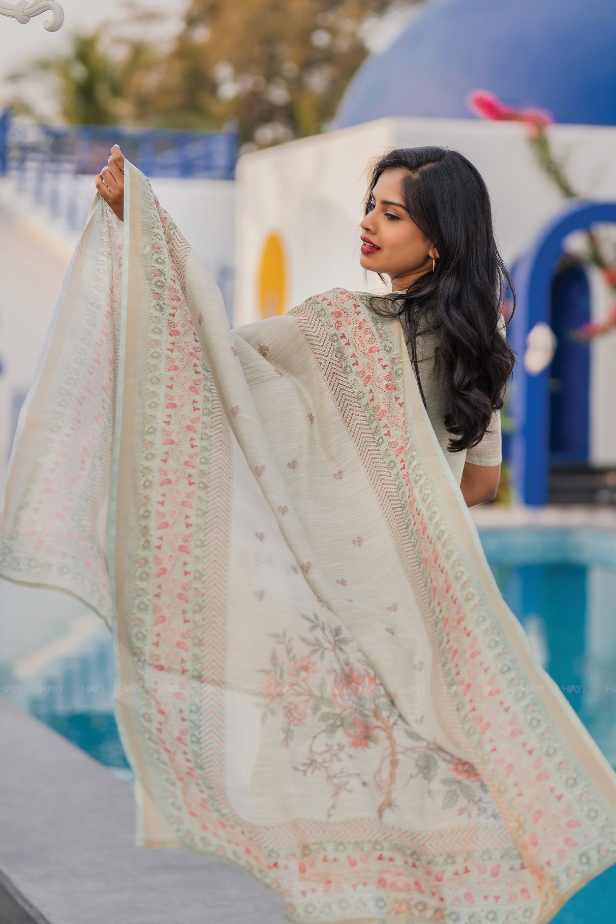 Haryeeka Printed 3 Piece Linen Shimmer Kurta Set with Dupatta