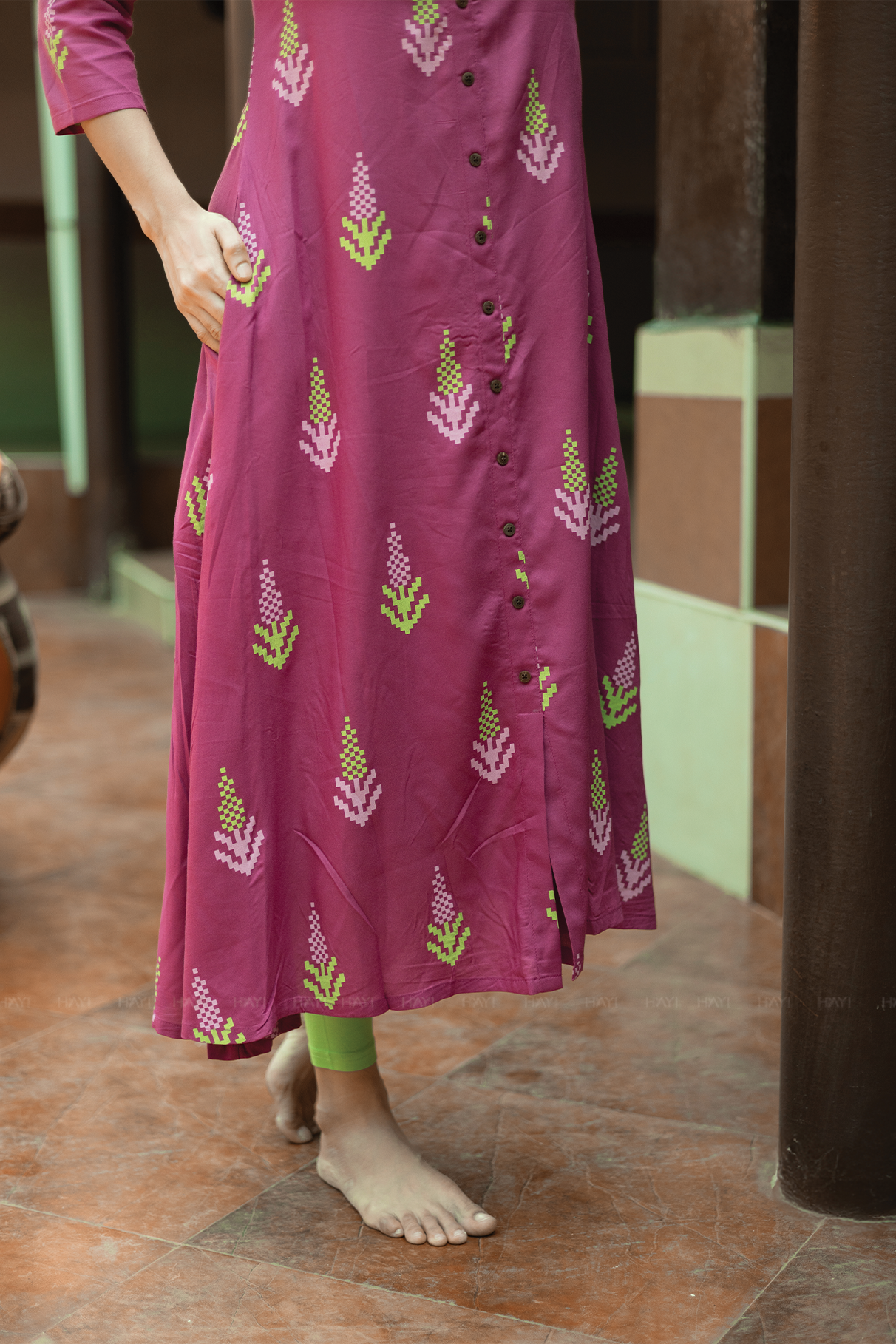 Heritage Glow Violet Viscose A-line Kurta with Chinese Collar neck & 3/4th Sleeves
