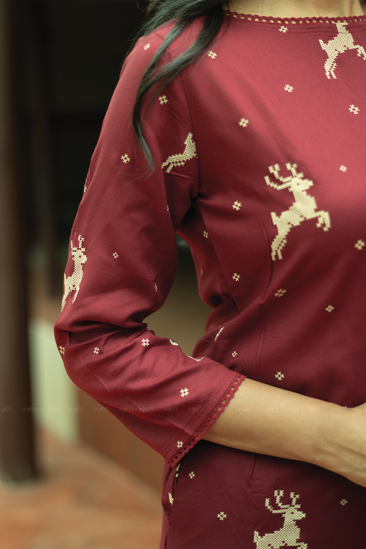 Tulip Cascade Wine Viscose Kurti with Boat Neck & 3/th Sleeves